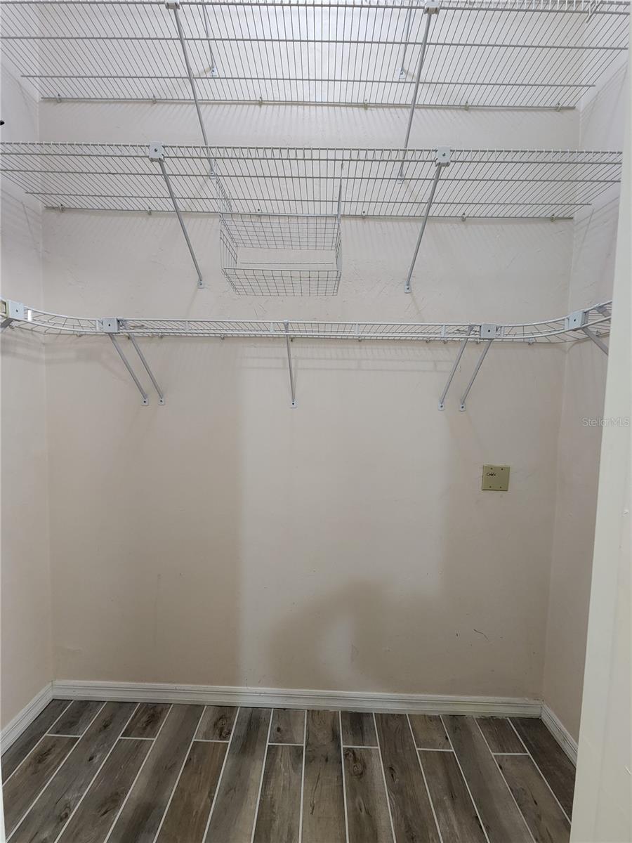 Image 35 of 46 For 5026 94 Street