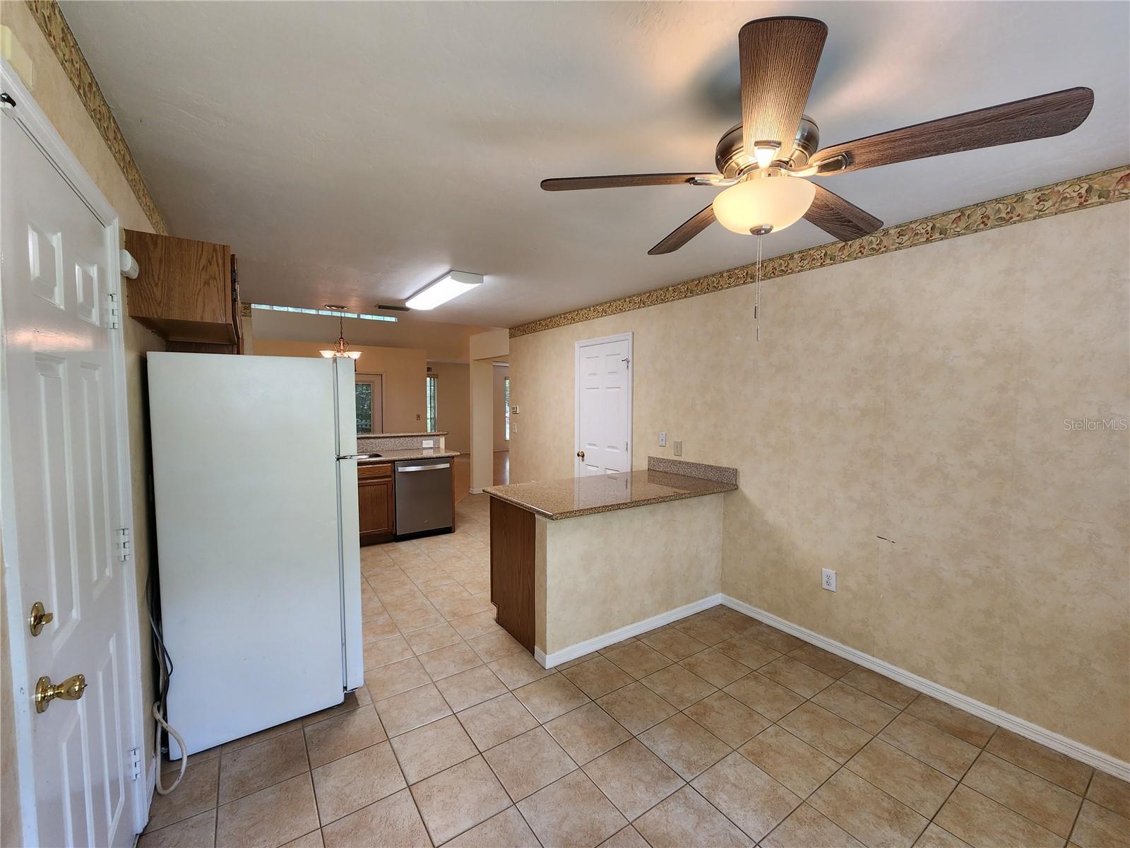 Image 4 of 46 For 5026 94 Street