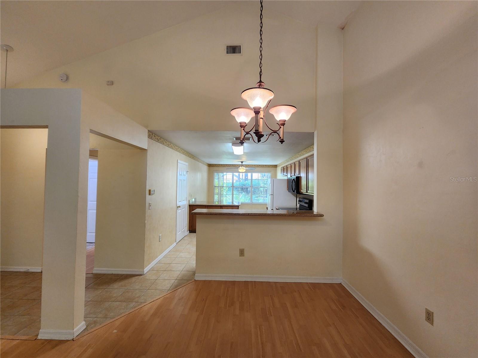 Image 7 of 46 For 5026 94 Street