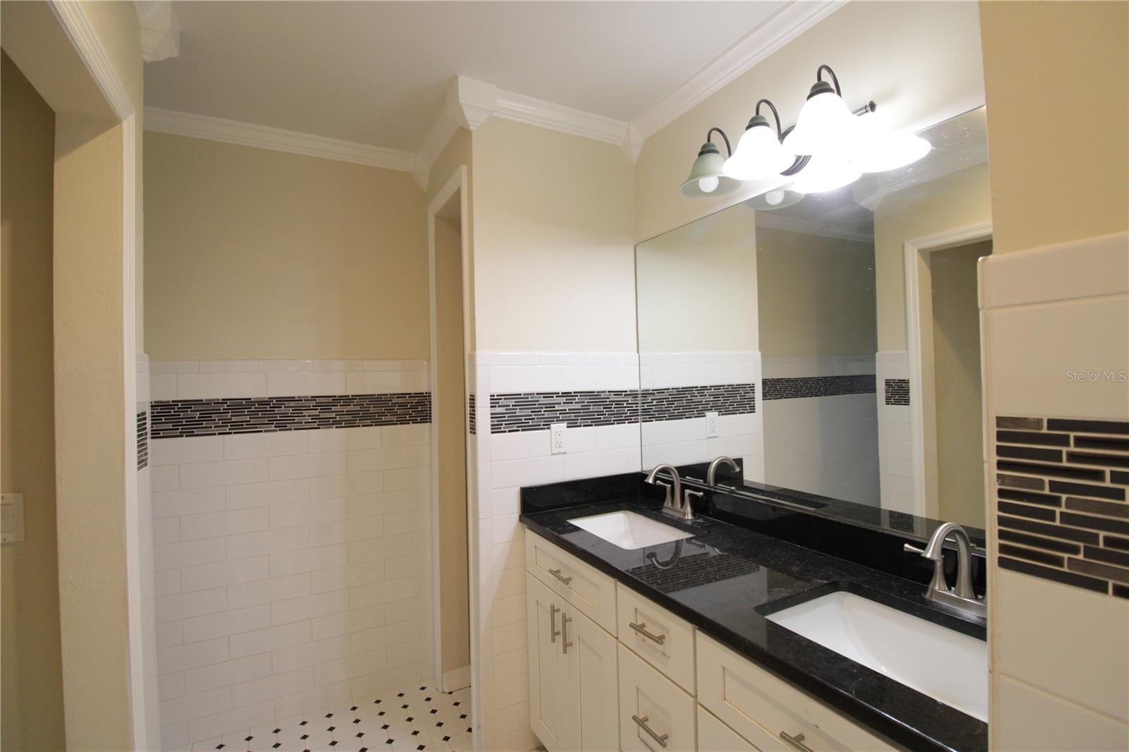 Image 21 of 25 For 10907 24th Avenue