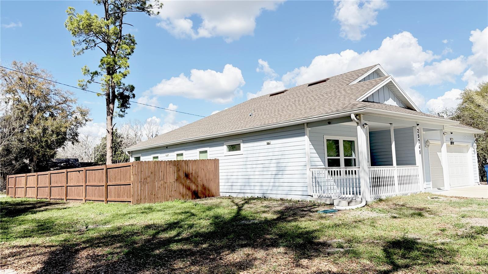Image 5 of 43 For 25248 1st Avenue