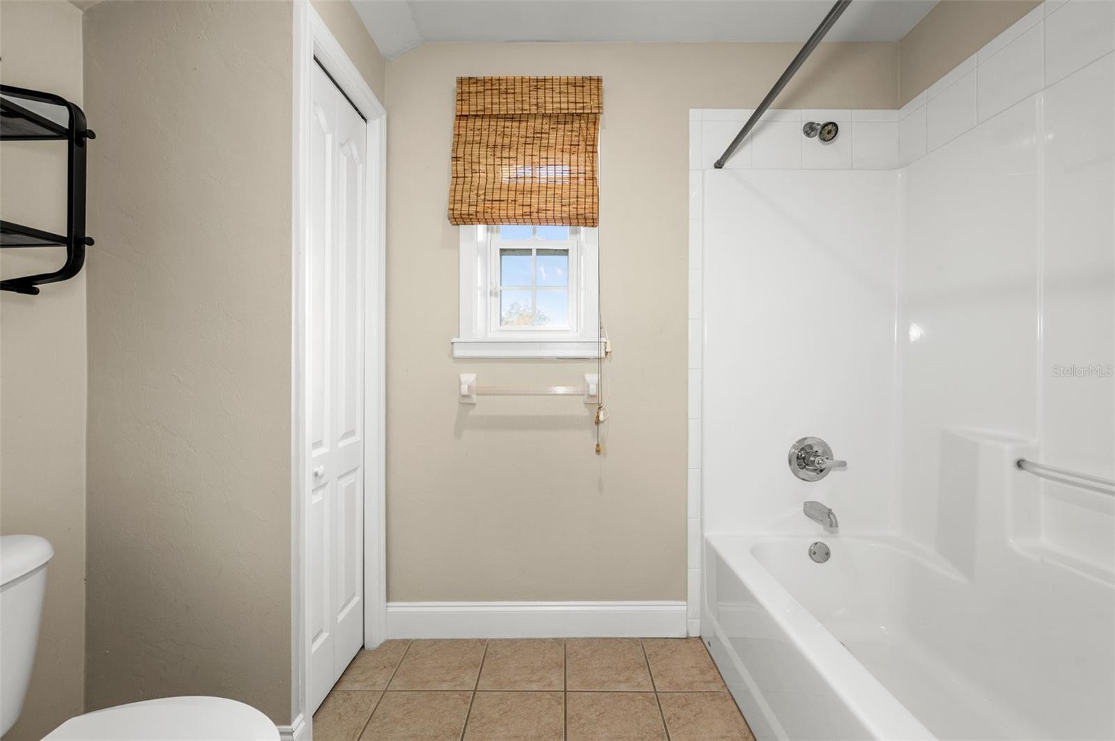 Image 40 of 56 For 25178 20th Avenue