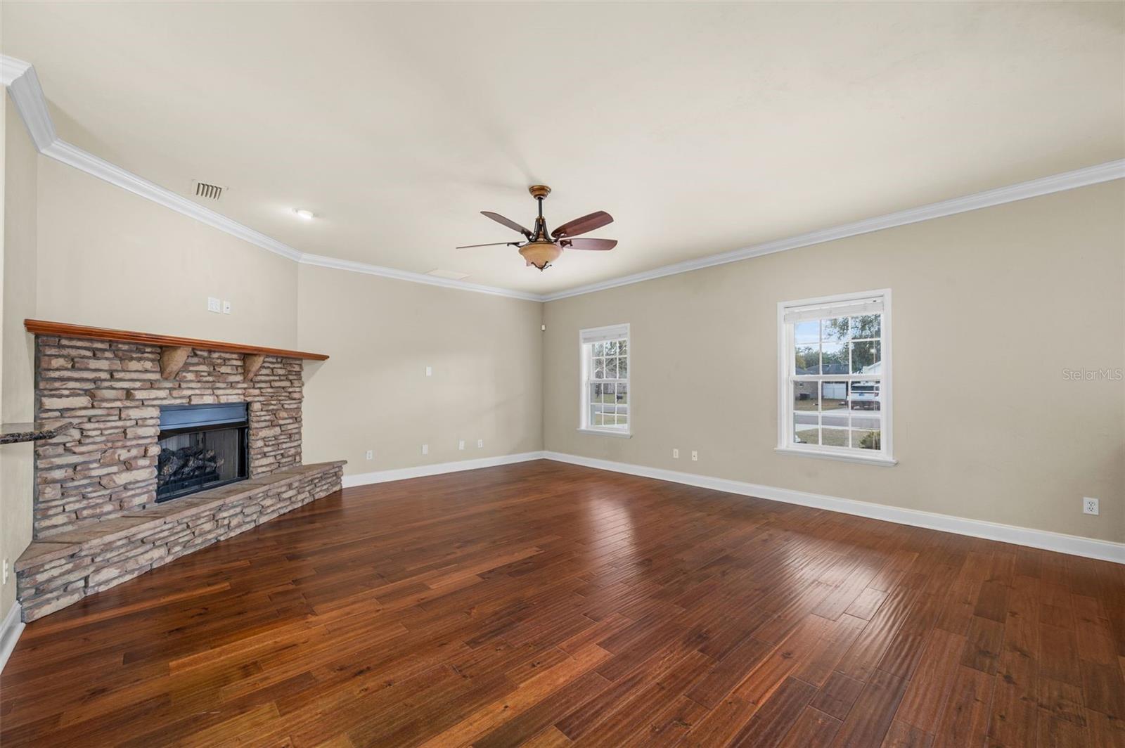 Image 9 of 56 For 25178 20th Avenue