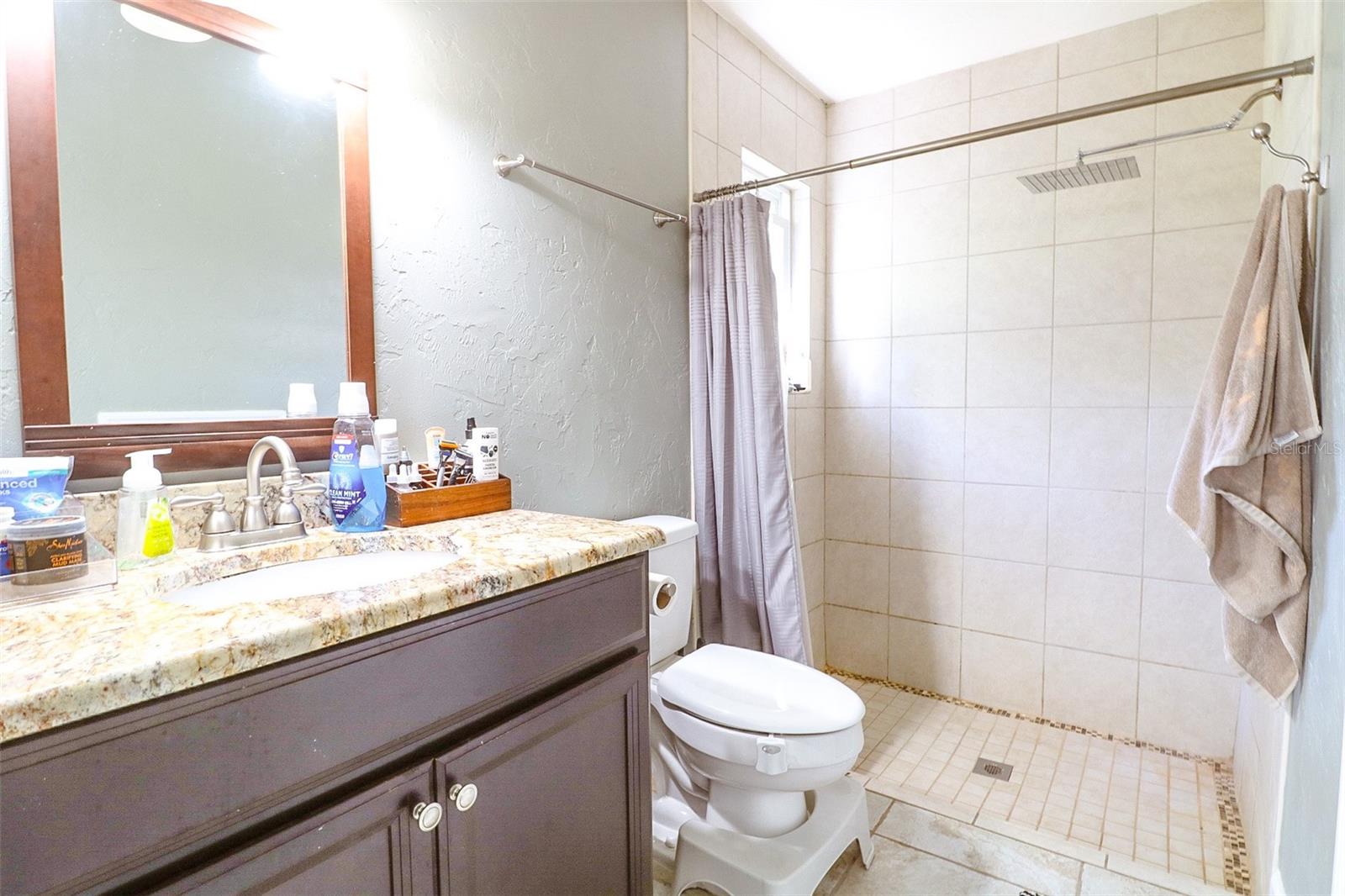 Image 11 of 15 For 1523 39th Terrace