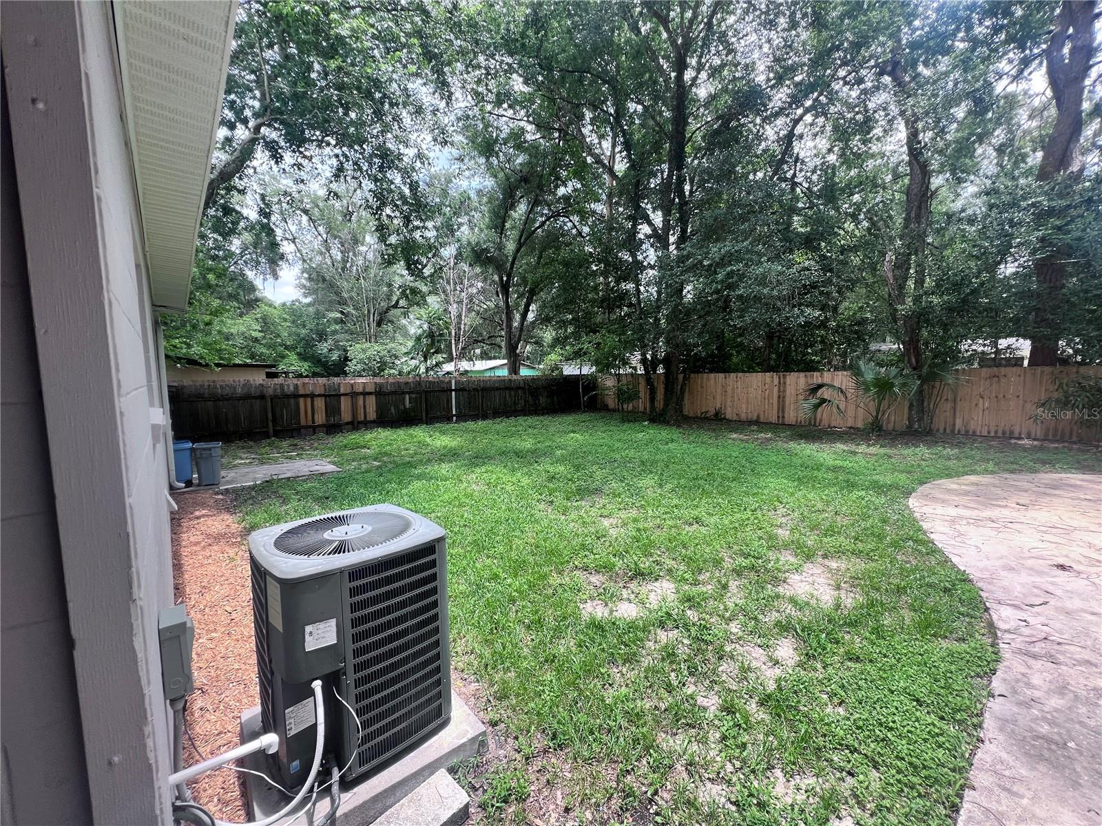 Image 16 of 18 For 3857 University Avenue