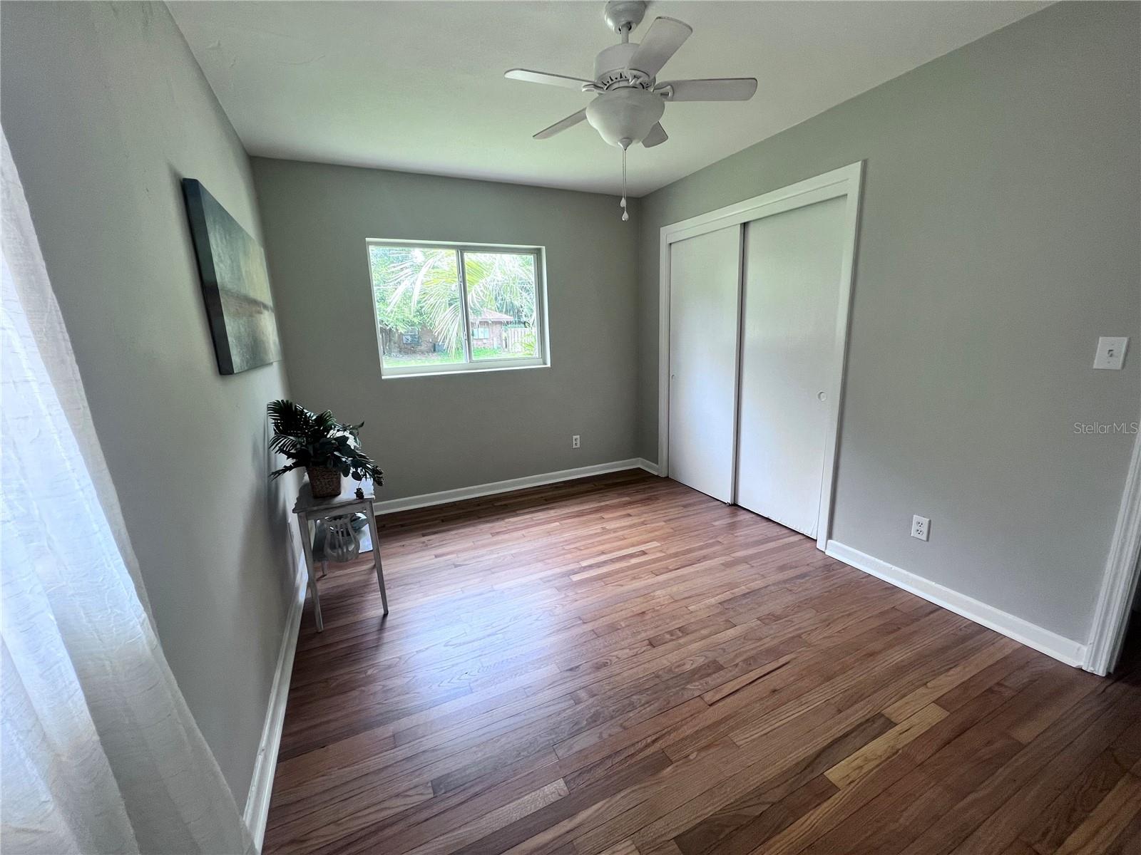 Image 4 of 18 For 3857 University Avenue