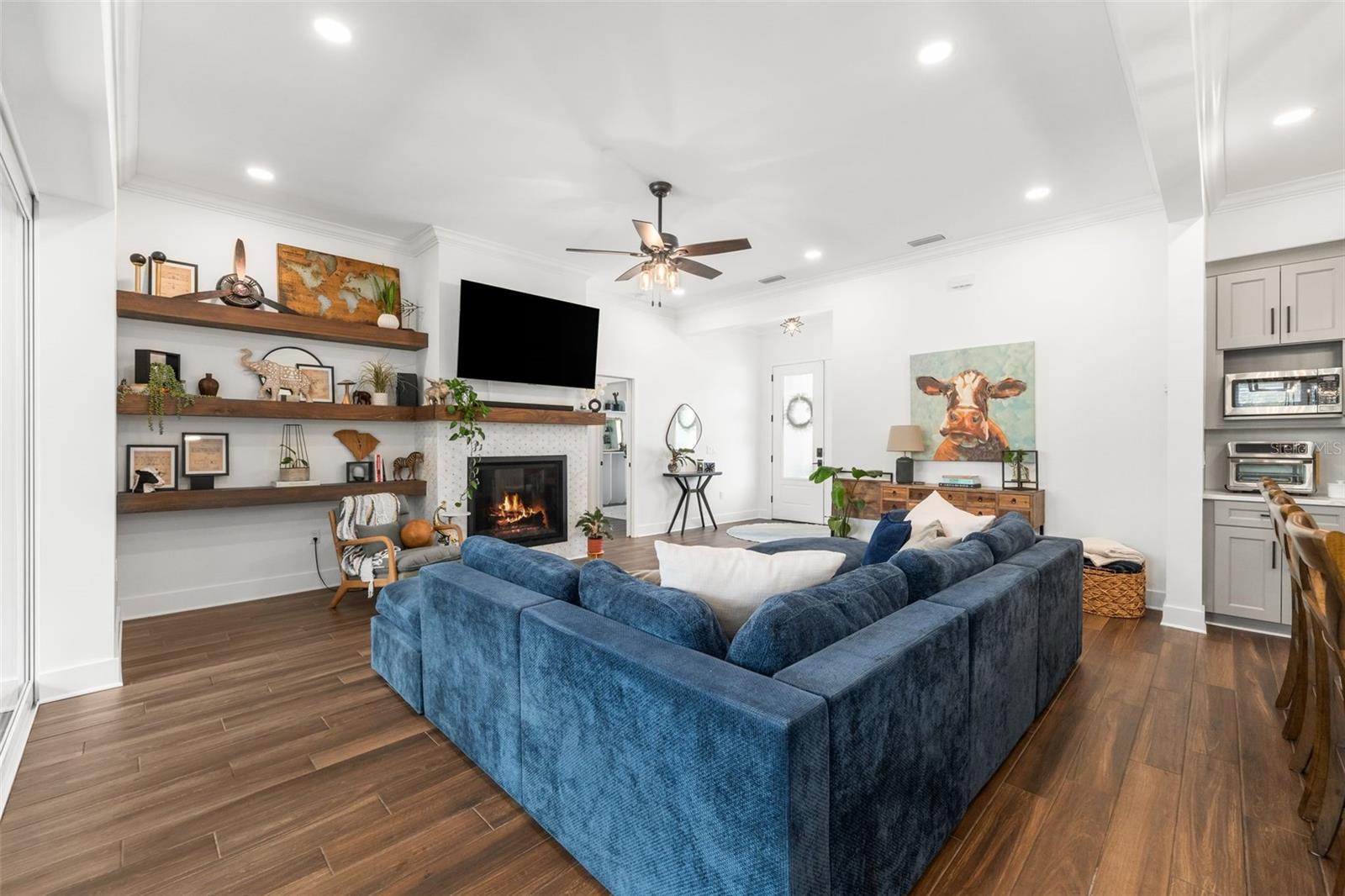 Image 11 of 44 For 3590 49th Drive