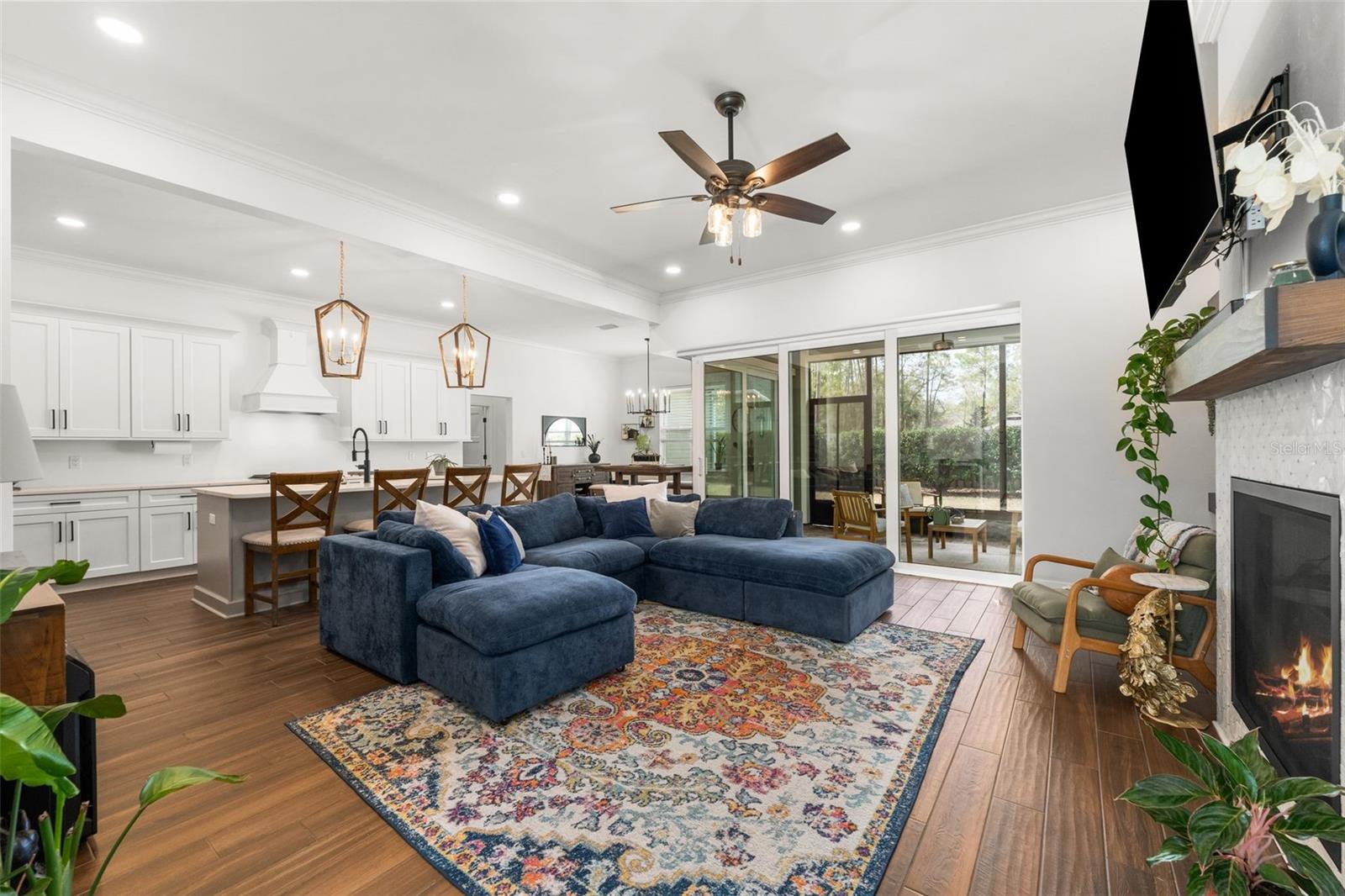 Image 18 of 44 For 3590 49th Drive