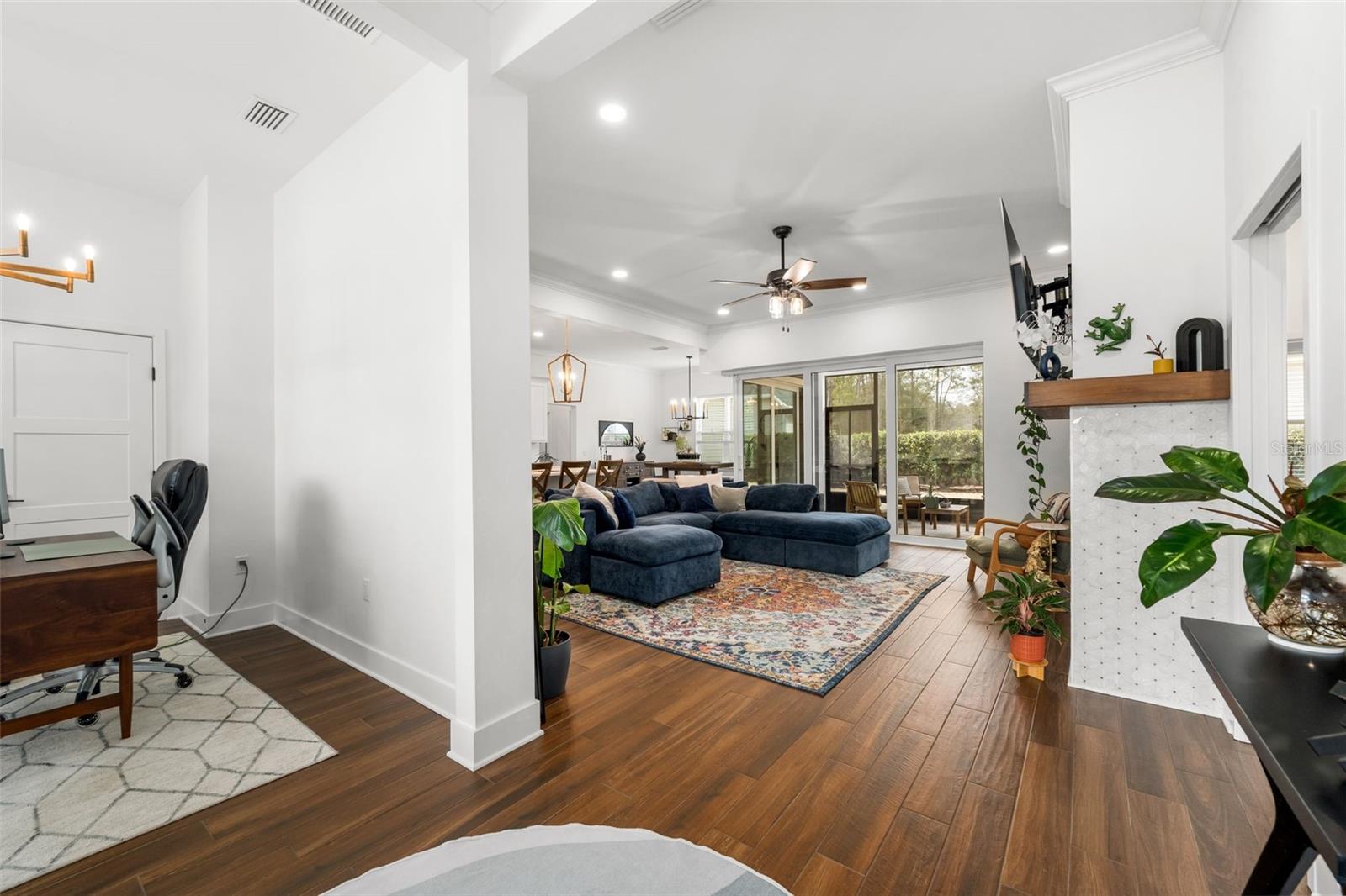 Image 7 of 44 For 3590 49th Drive