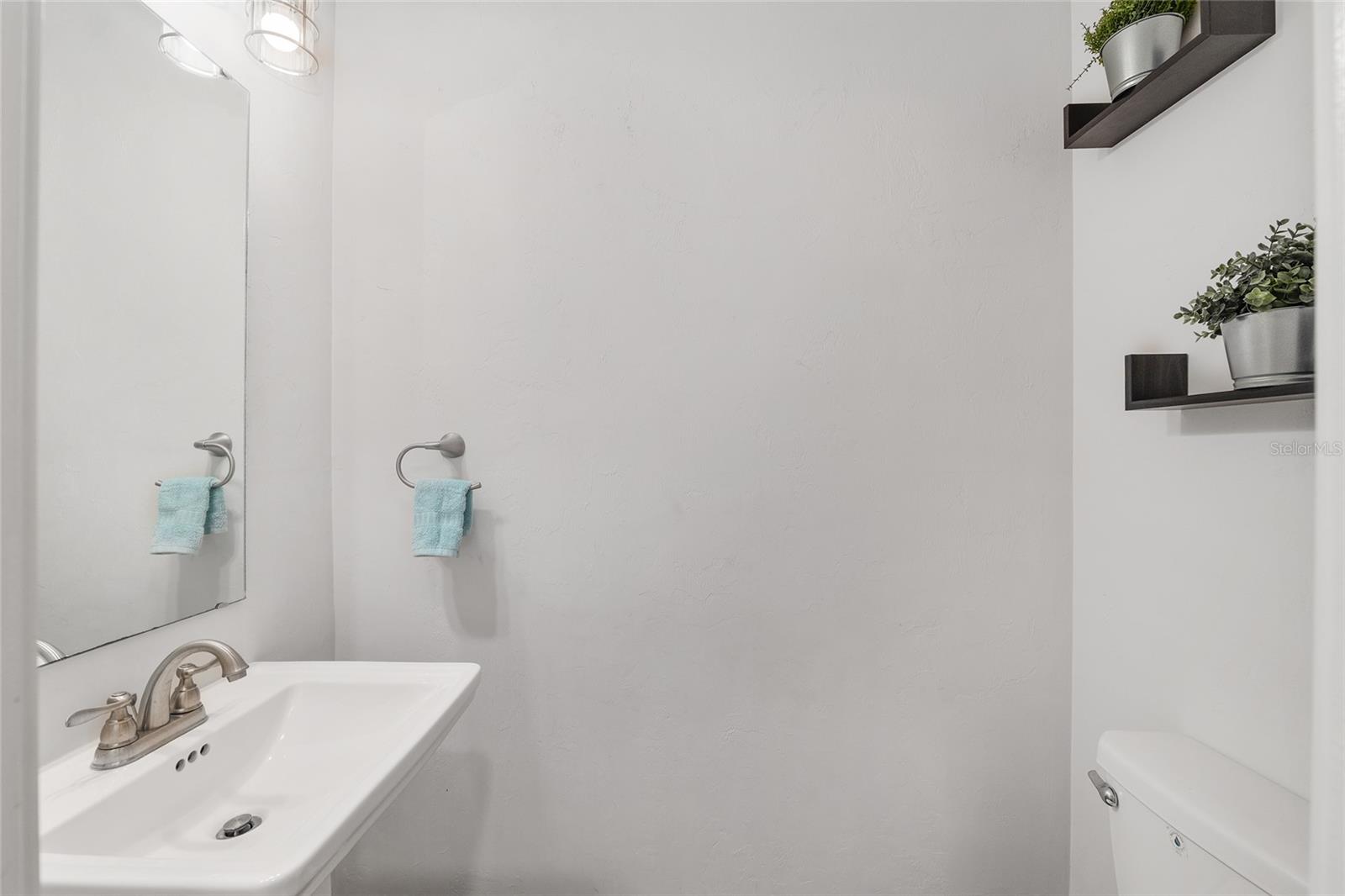 Image 40 of 85 For 22885 5th Place