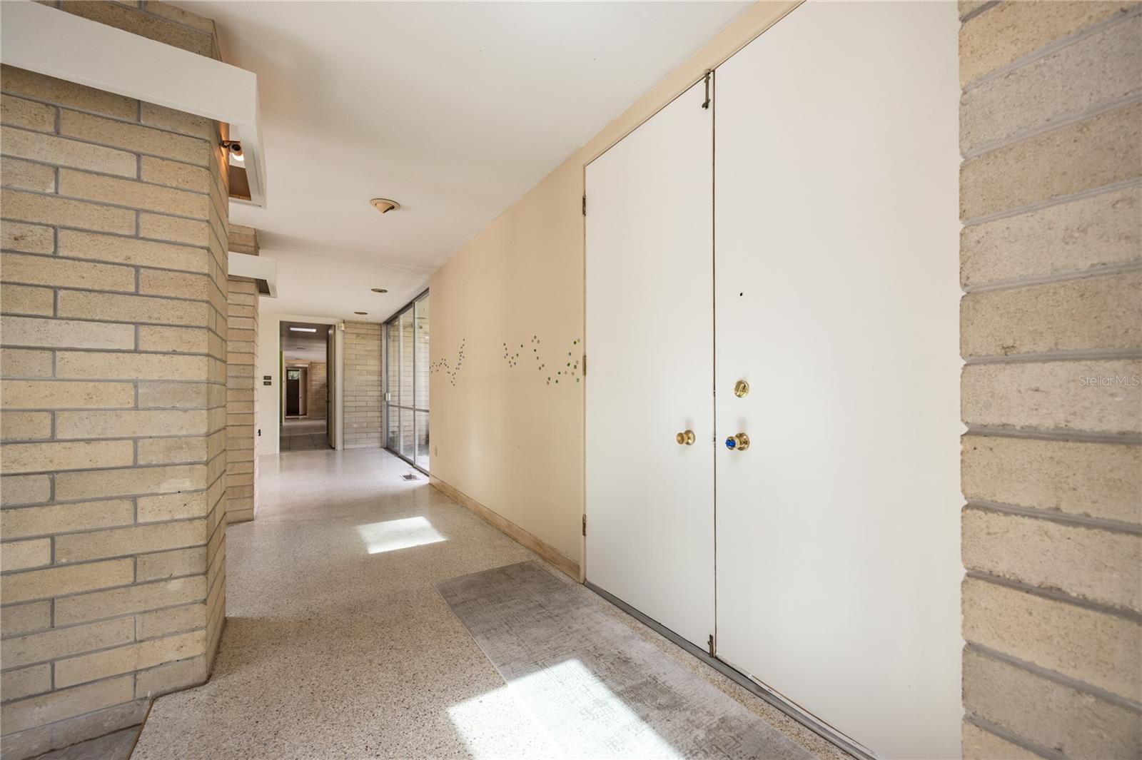 Image 14 of 83 For 2010 32nd Terrace