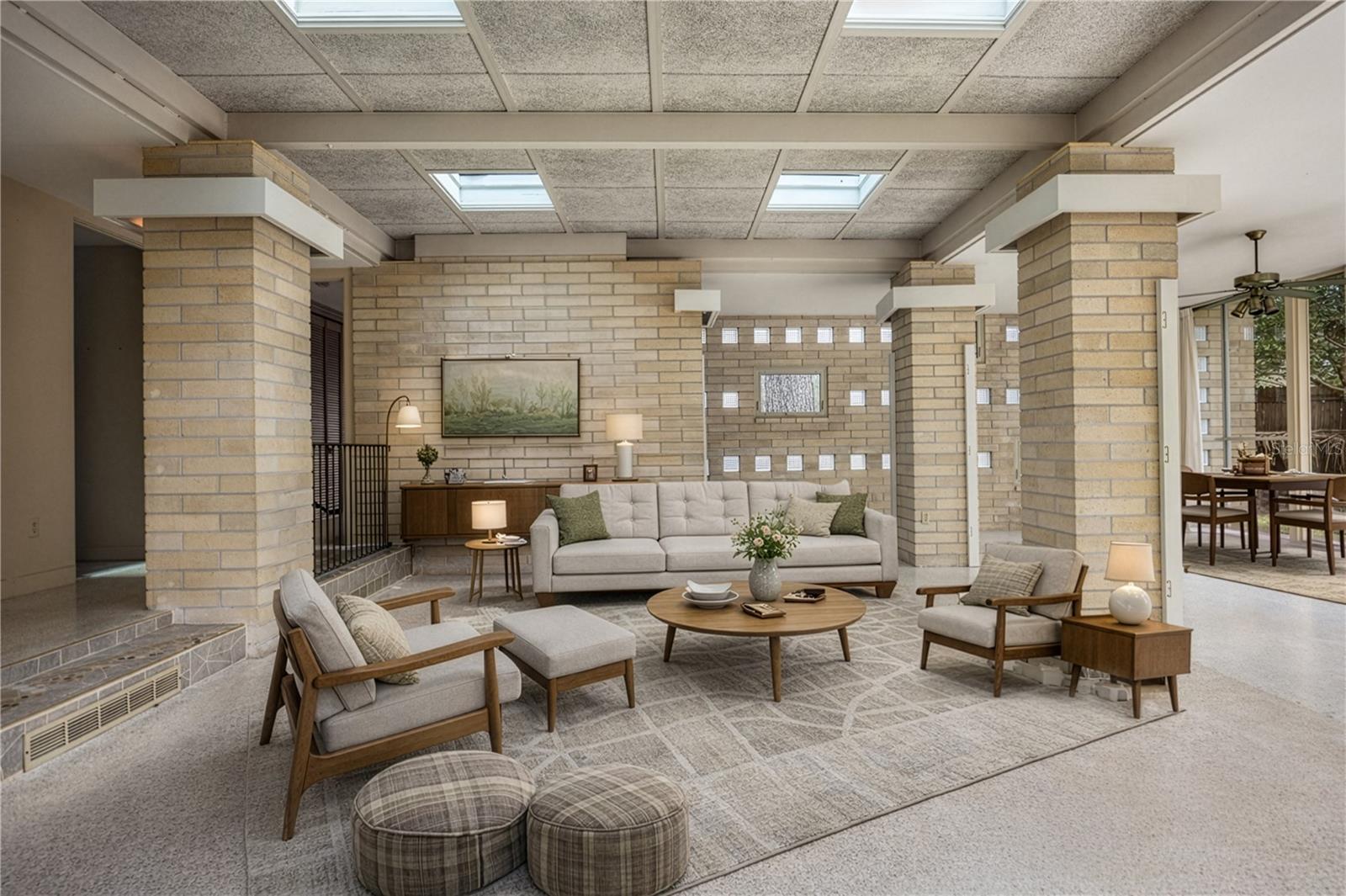 Image 20 of 83 For 2010 32nd Terrace