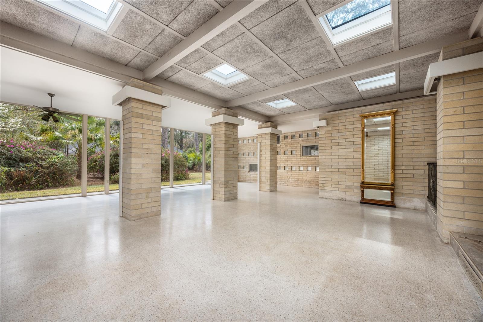 Image 27 of 83 For 2010 32nd Terrace