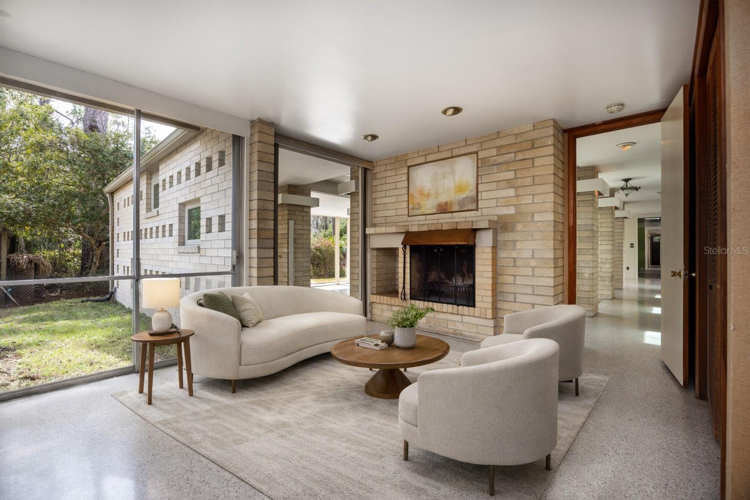 Image 3 of 83 For 2010 32nd Terrace