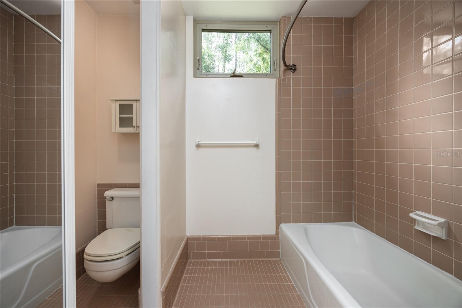 Image 63 of 83 For 2010 32nd Terrace