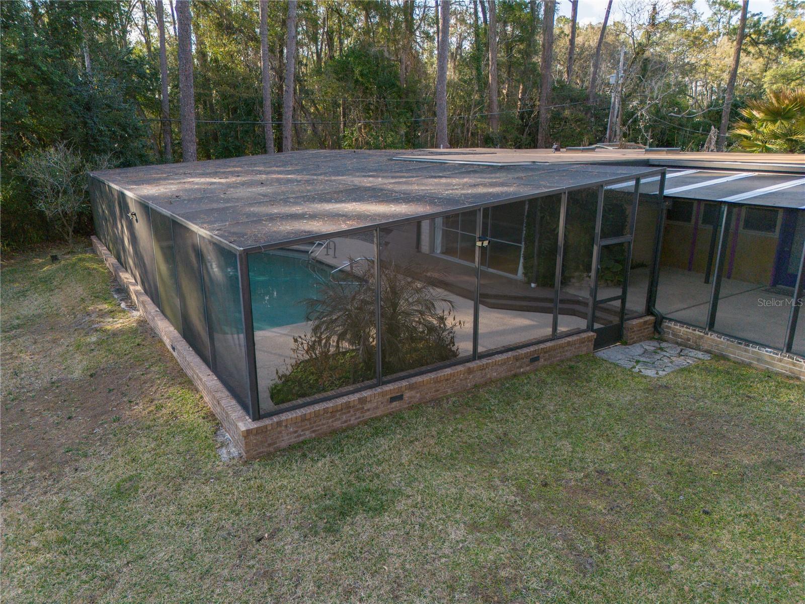 Image 67 of 83 For 2010 32nd Terrace