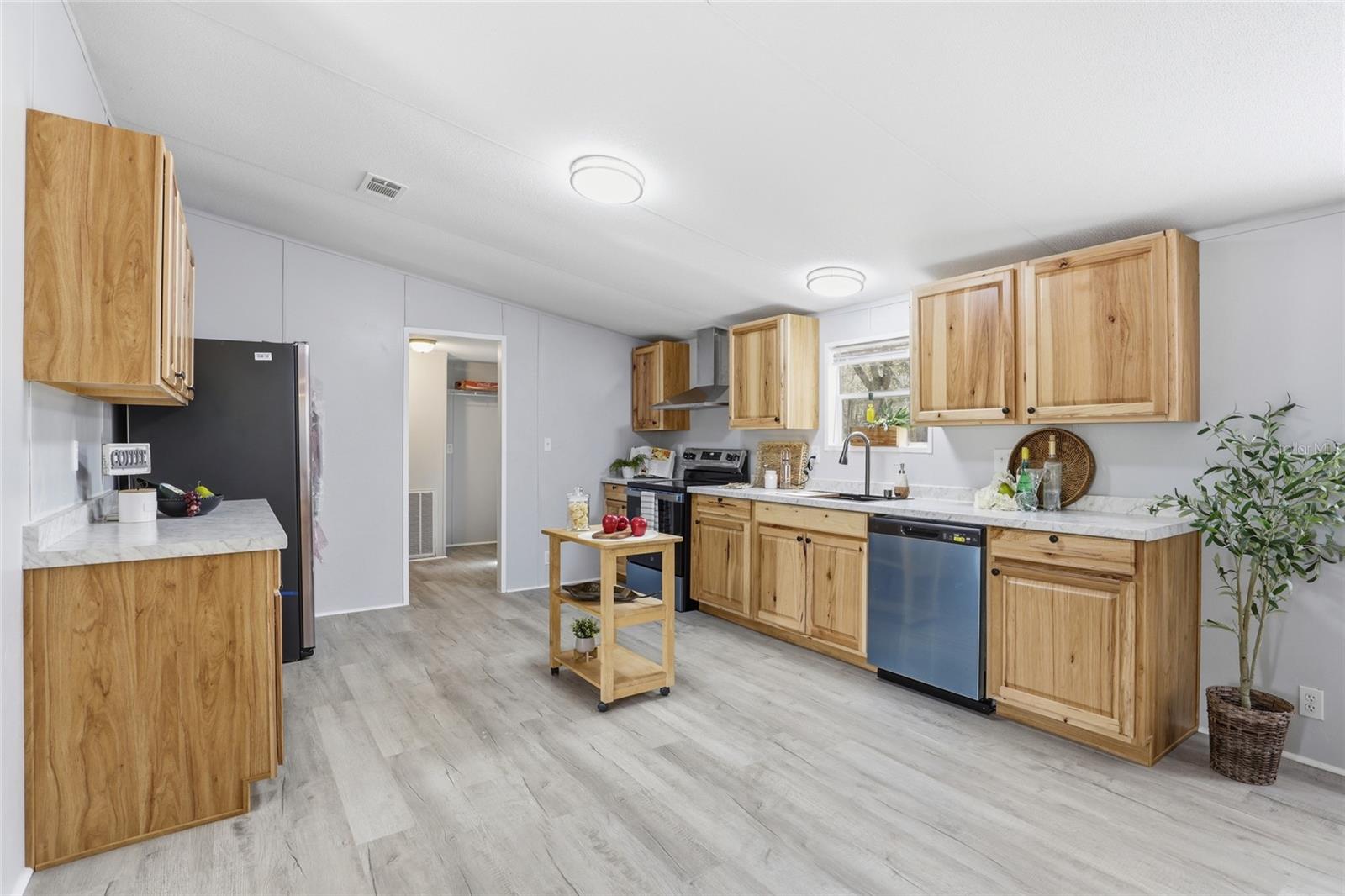 Image 15 of 37 For 8469 71st Street