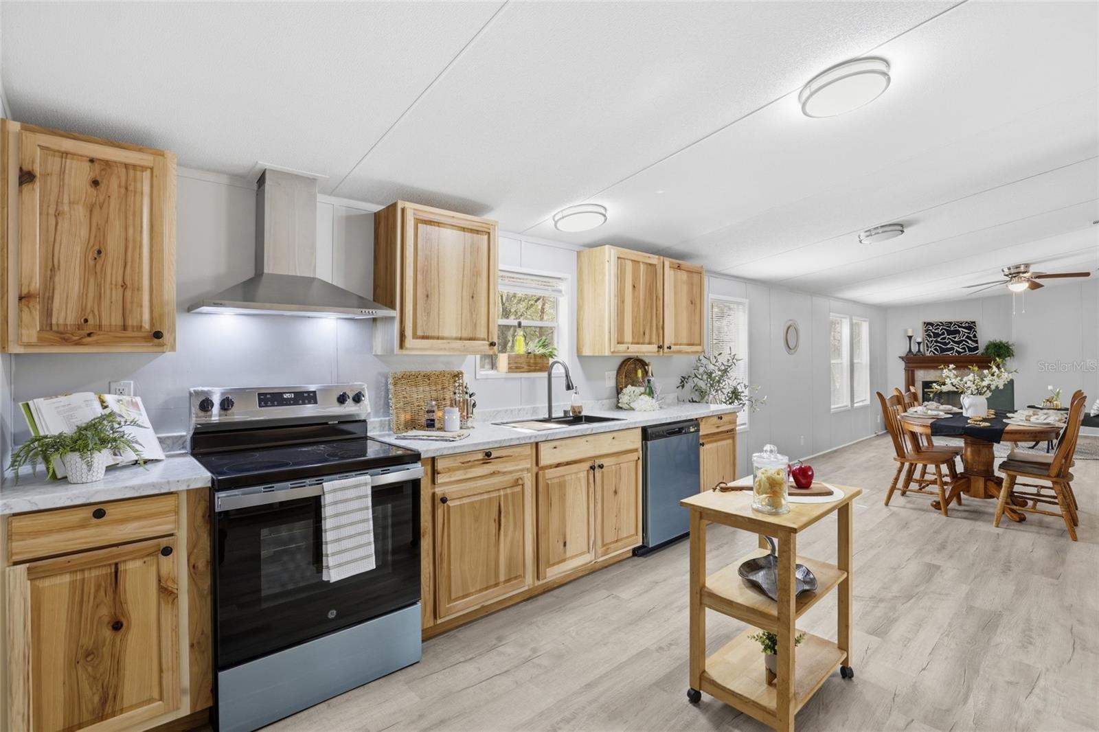 Image 17 of 37 For 8469 71st Street