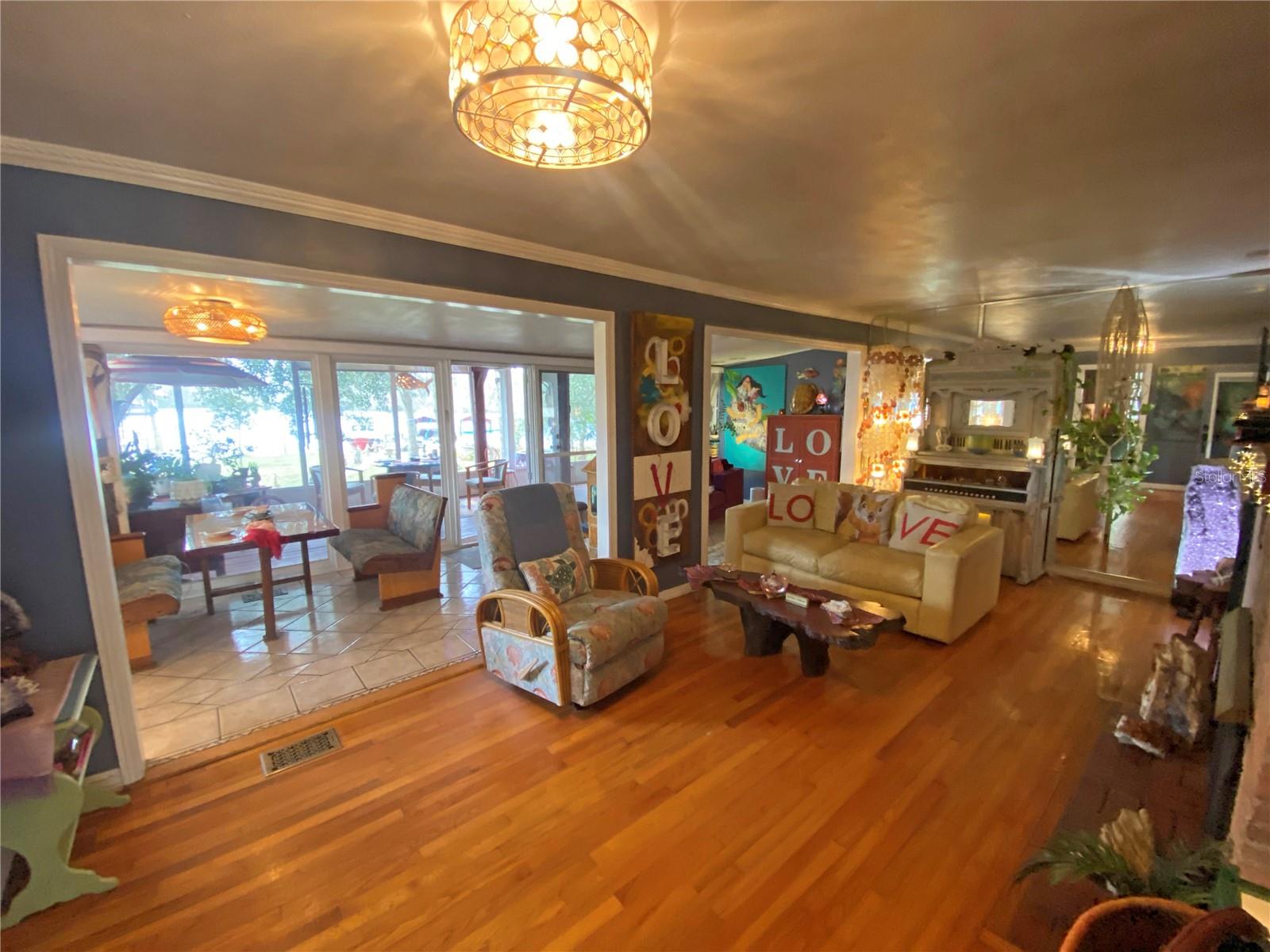 Image 8 of 65 For 101 Orange Street