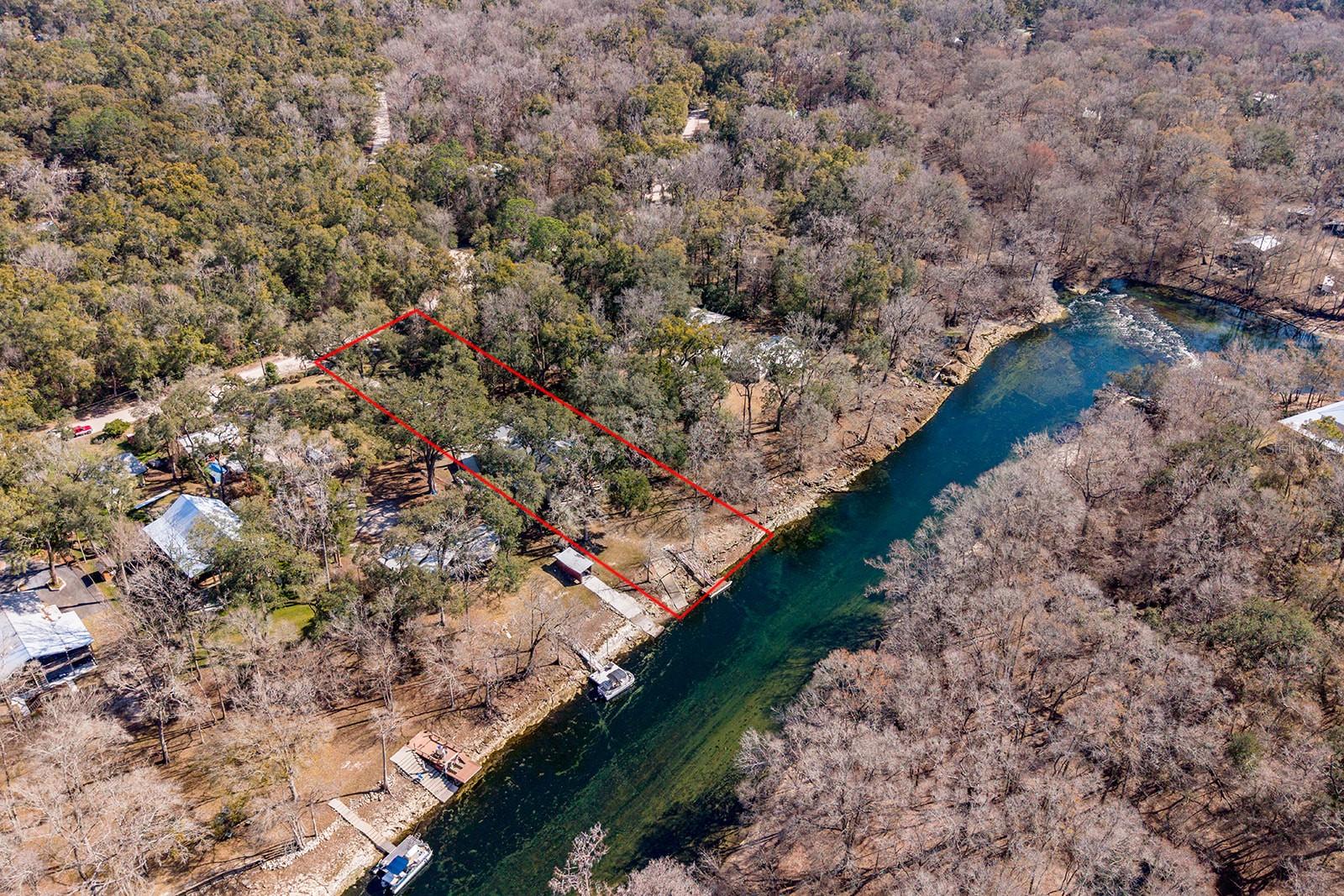 Listing photo id 20 for 498 Manatee Terrace