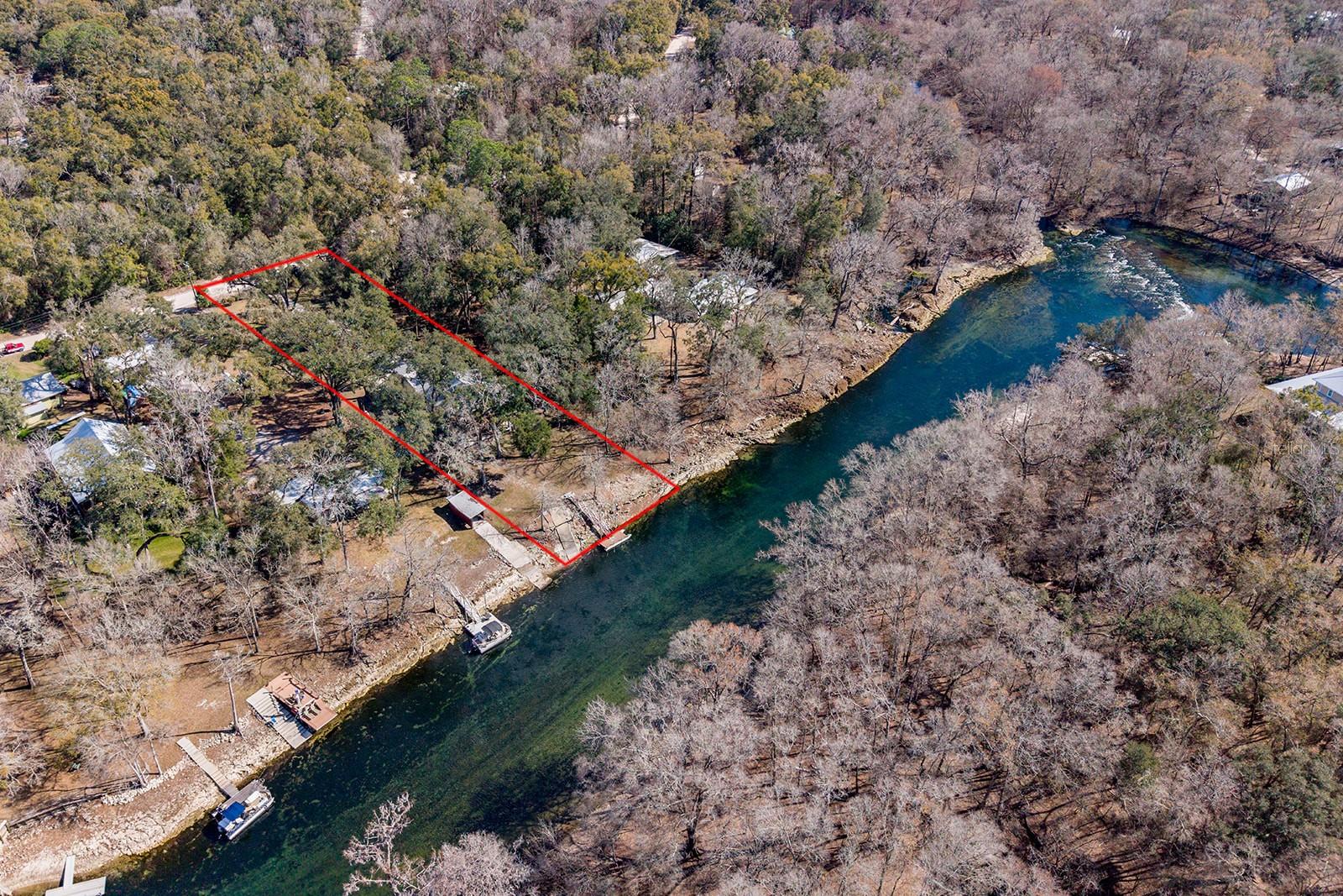 Listing photo id 23 for 498 Manatee Terrace