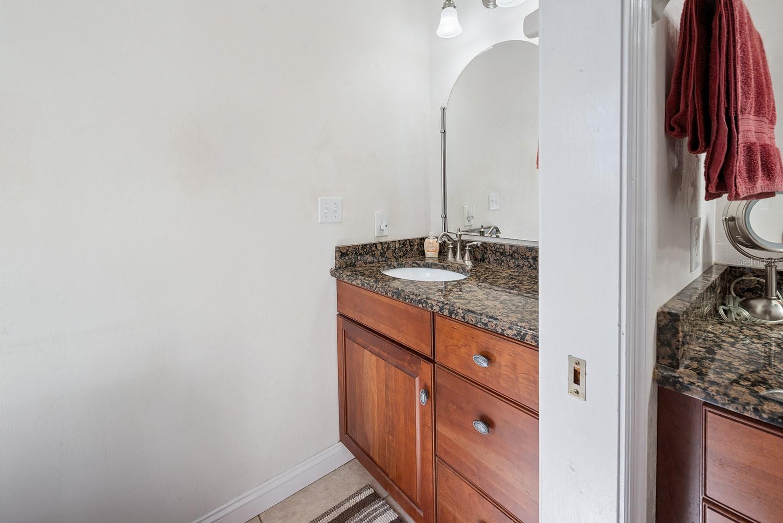 Listing photo id 42 for 498 Manatee Terrace