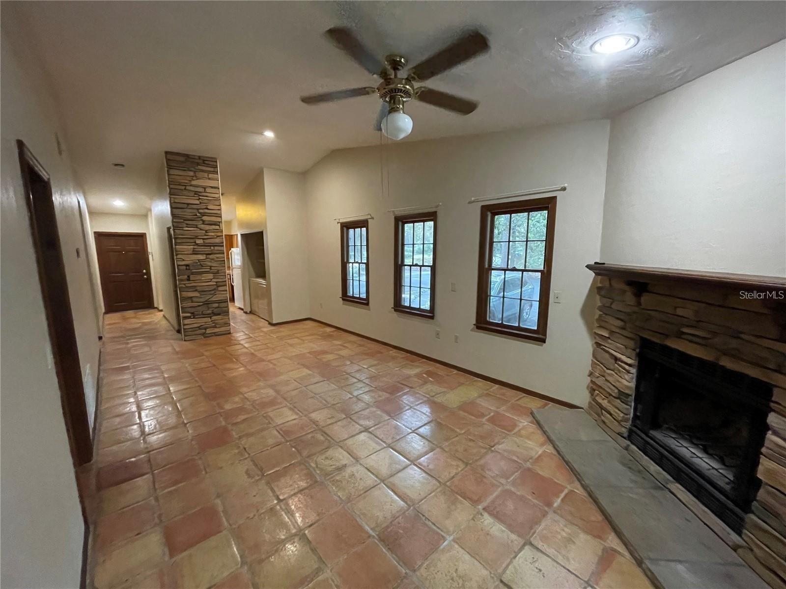 Image 6 of 17 For 5213 92nd Court