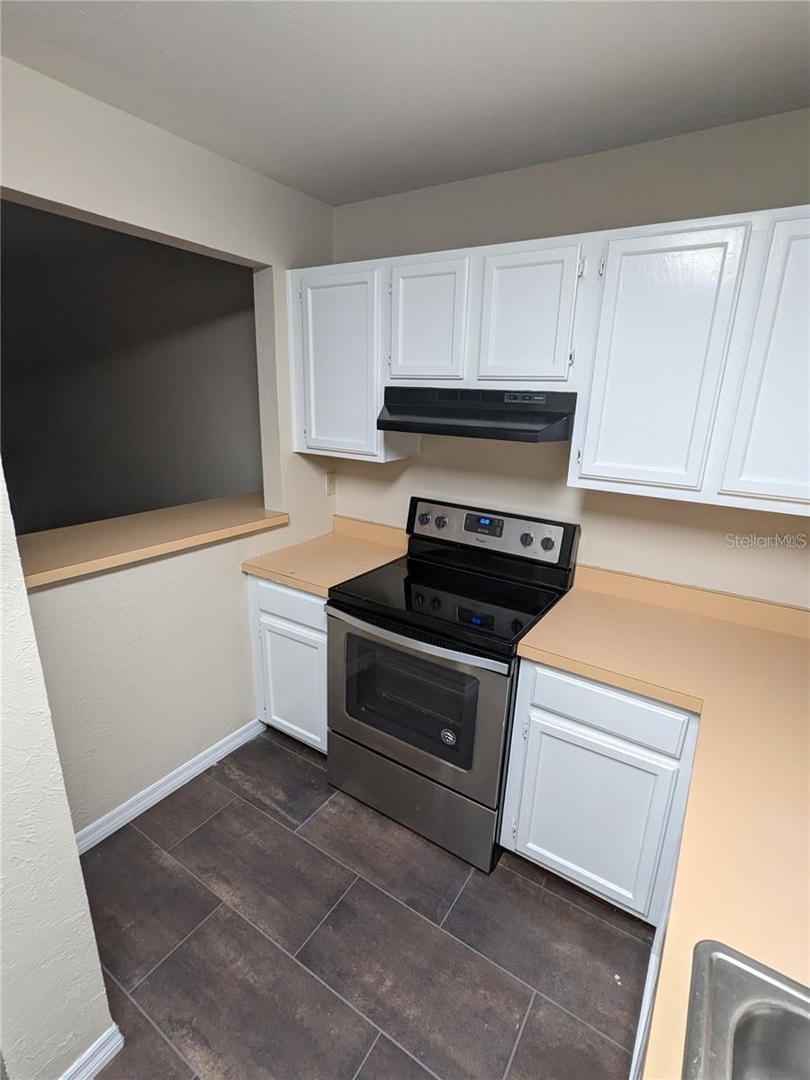 Image 7 of 30 For 4317 69th Terrace