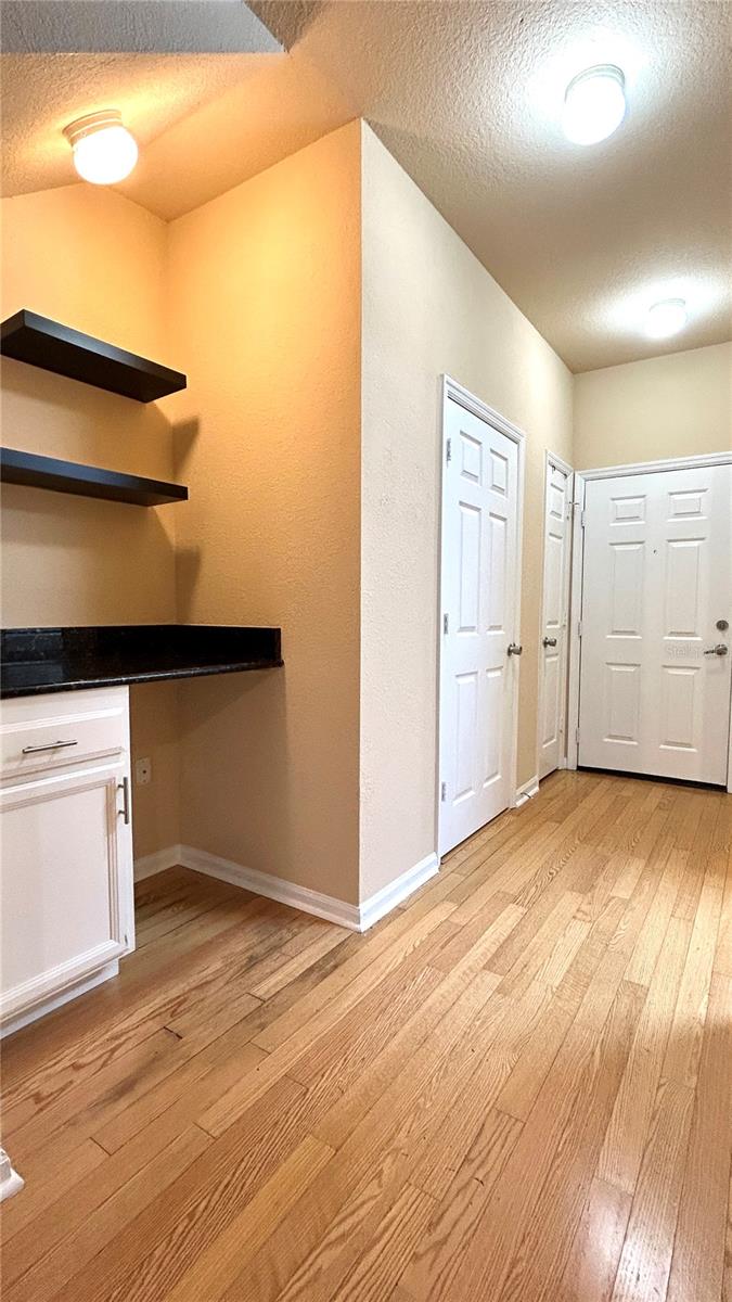 Image 4 of 20 For 4988 43rd Avenue 106