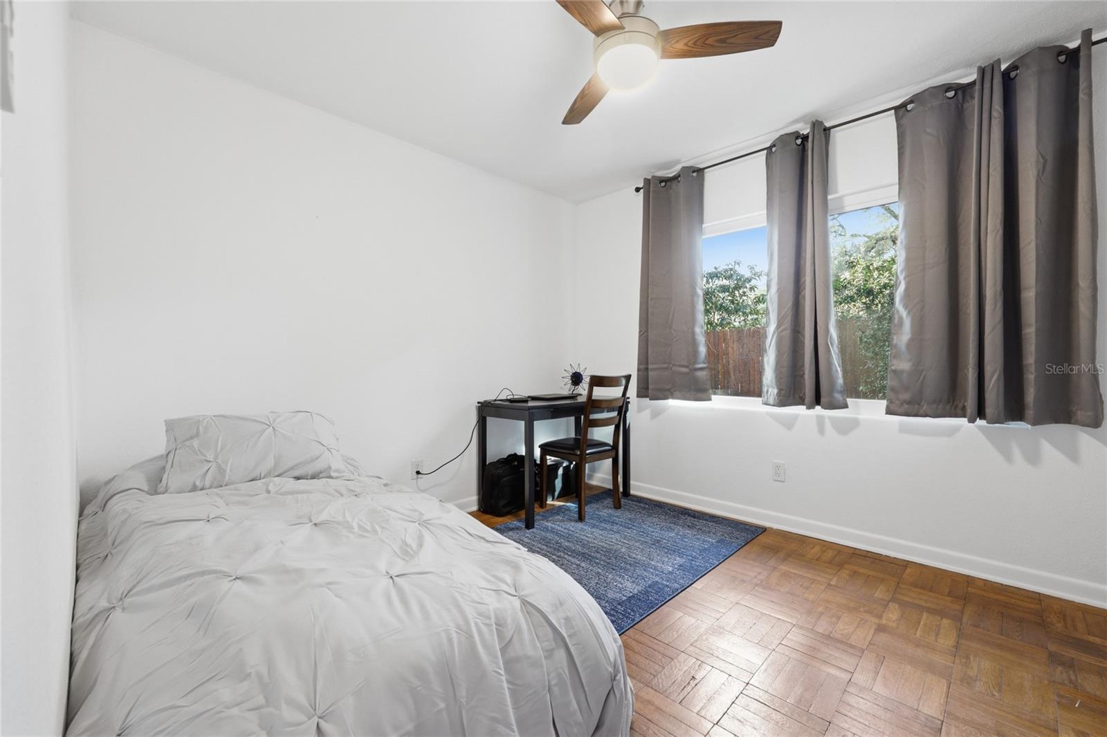 Image 18 of 50 For 314 36th Terrace