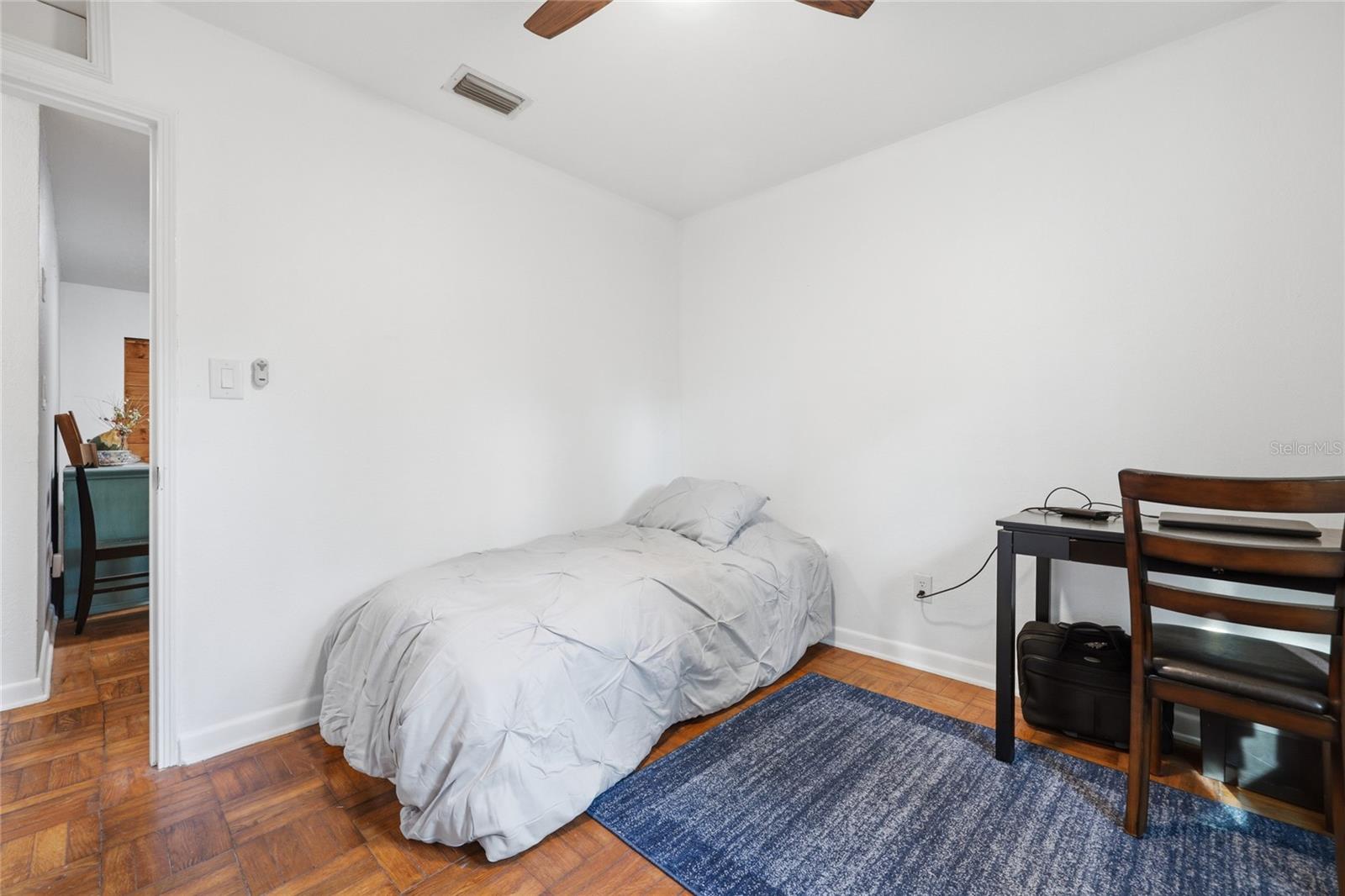 Image 19 of 50 For 314 36th Terrace