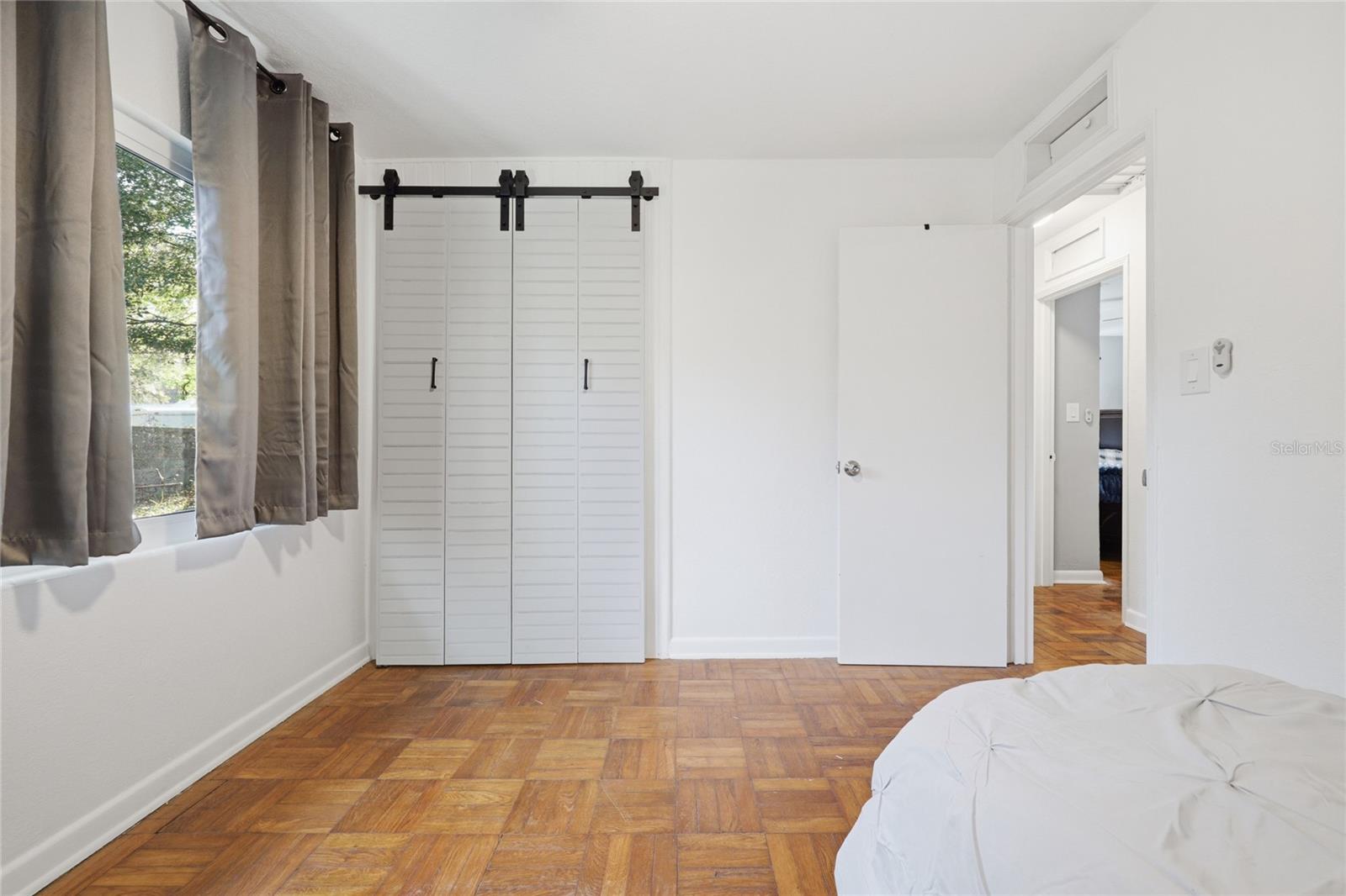 Image 21 of 50 For 314 36th Terrace