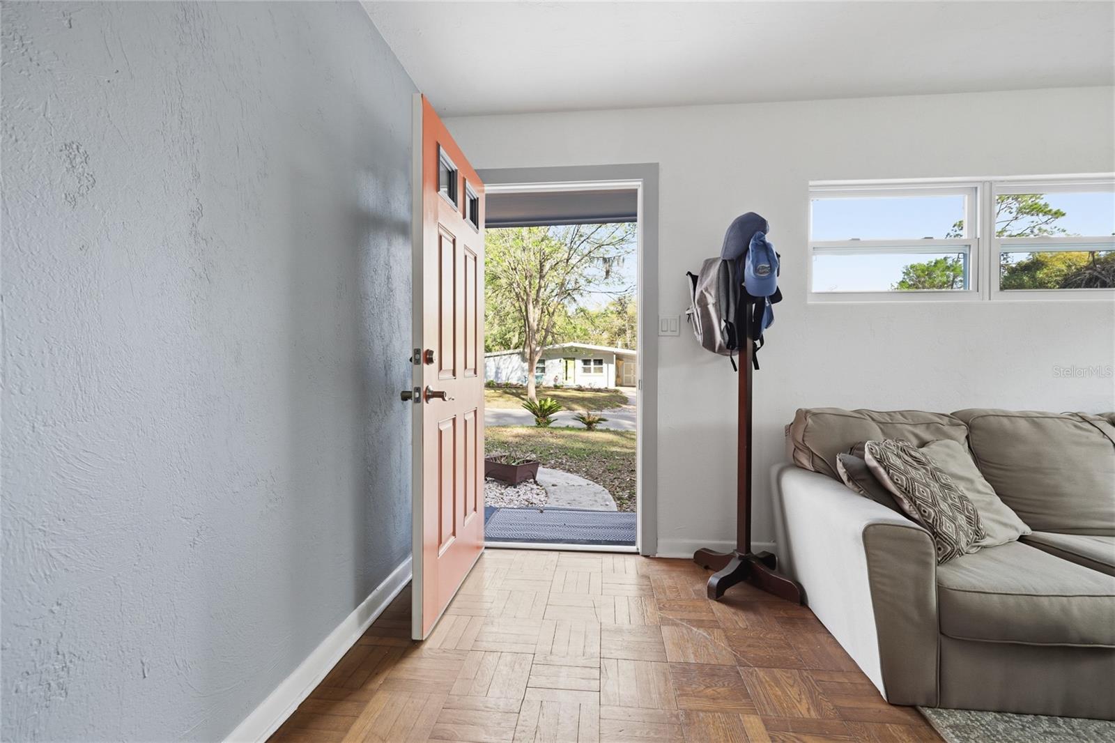 Image 3 of 50 For 314 36th Terrace