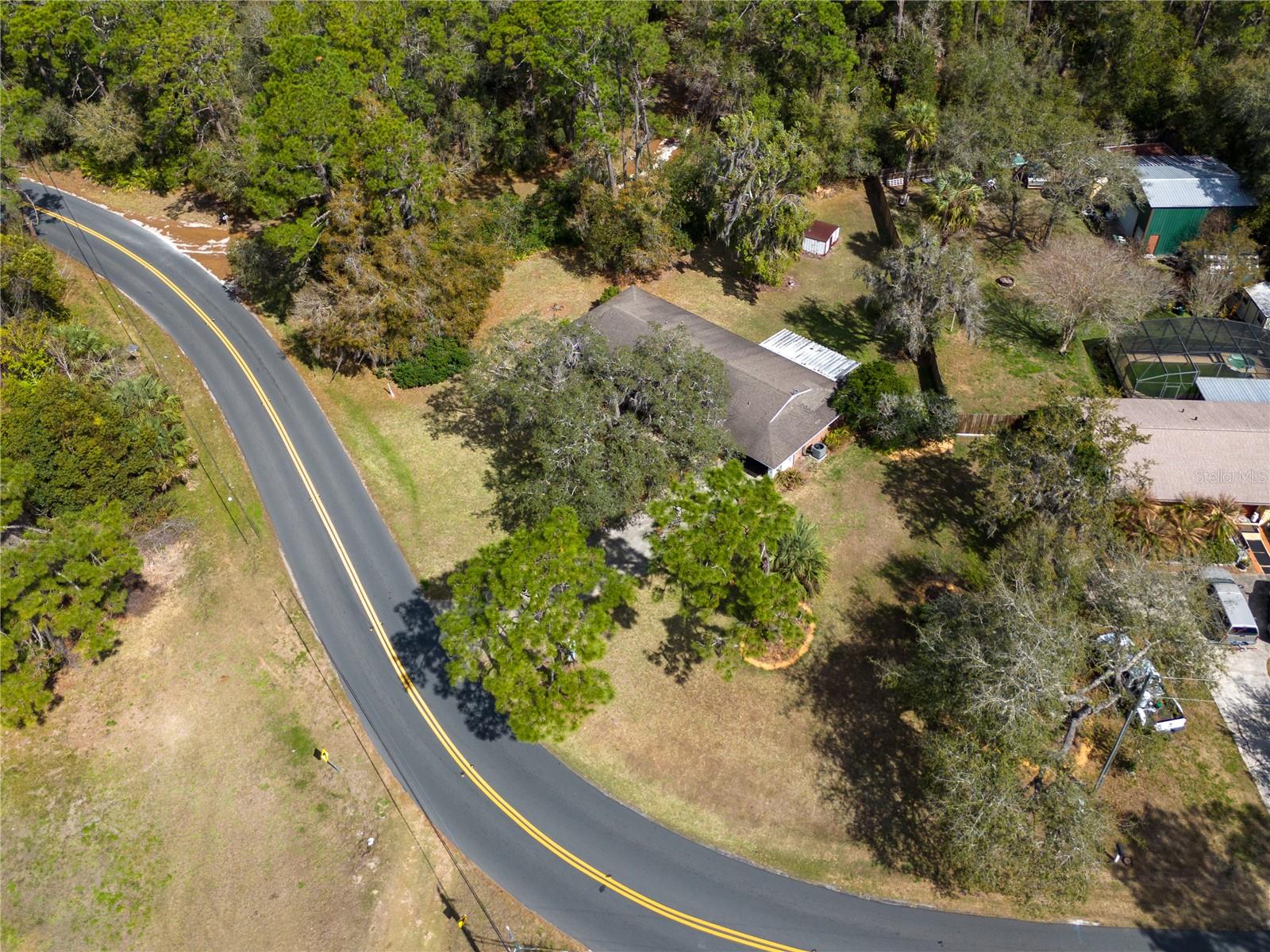 Image 20 of 21 For 16529 Orange Avenue