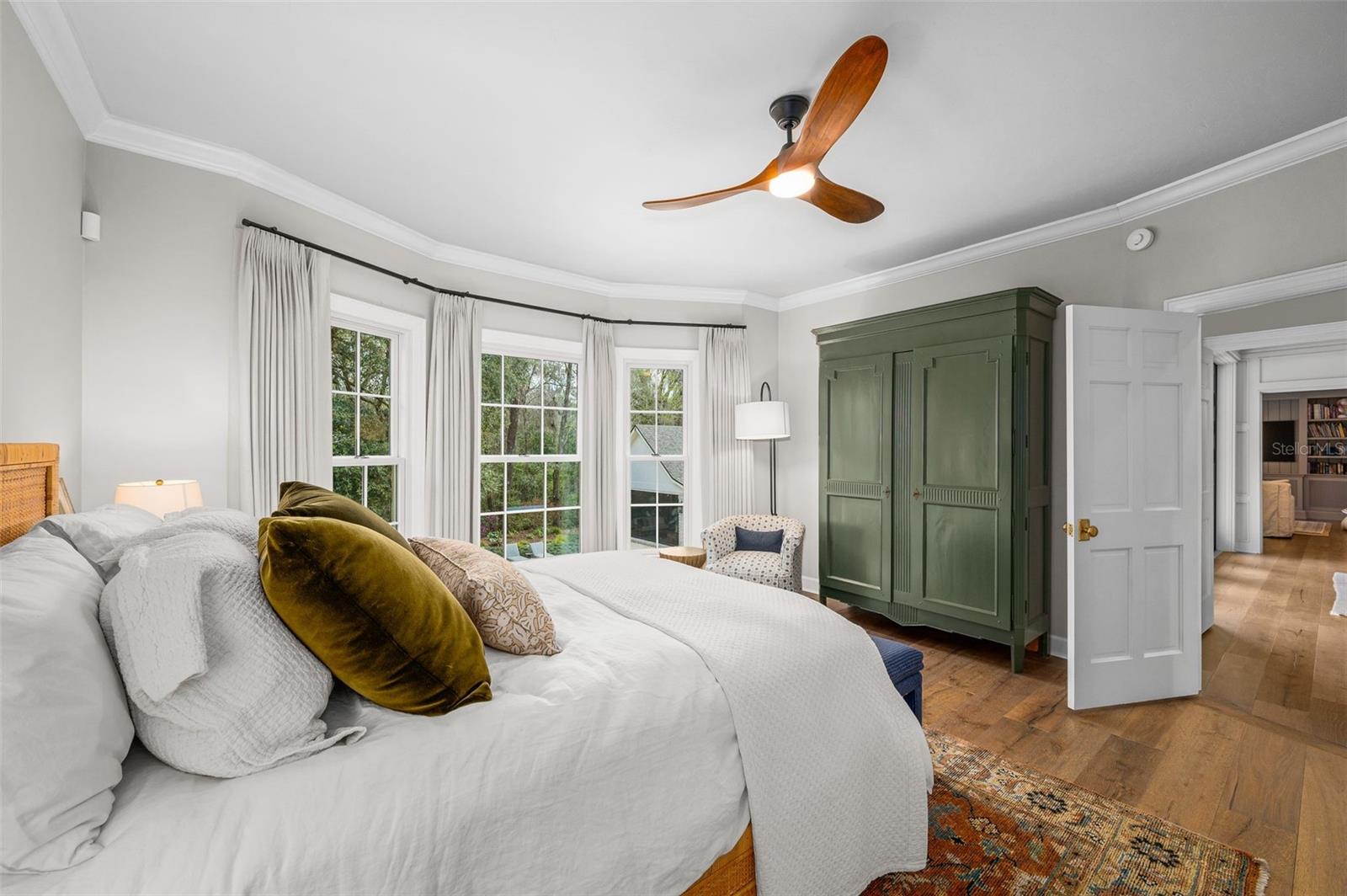 Image 52 of 96 For 623 93rd Street