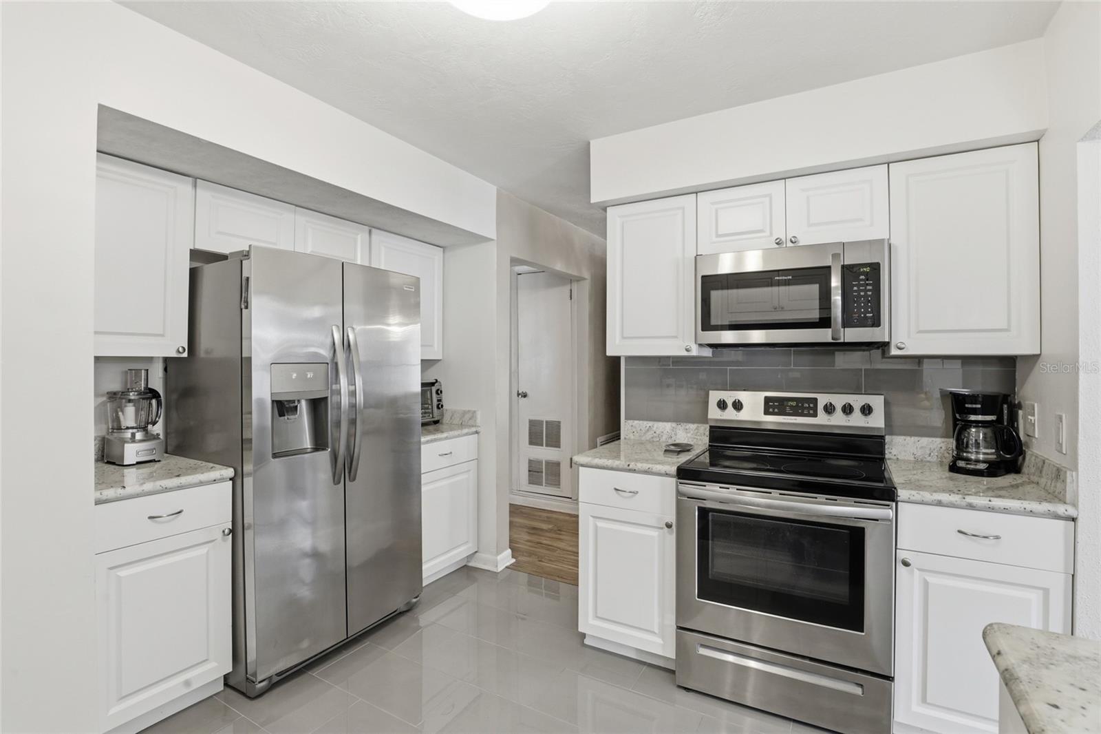 Image 16 of 47 For 3310 28th Avenue