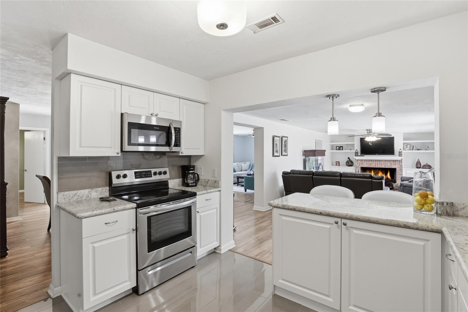 Image 18 of 47 For 3310 28th Avenue