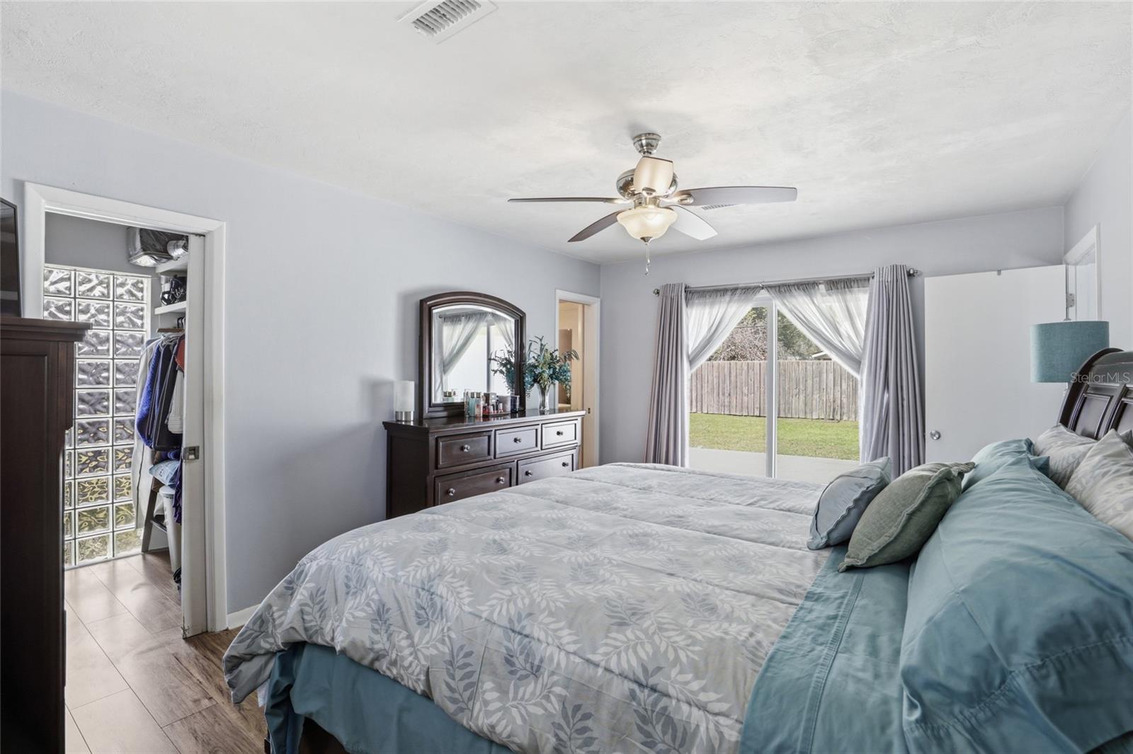 Image 26 of 47 For 3310 28th Avenue