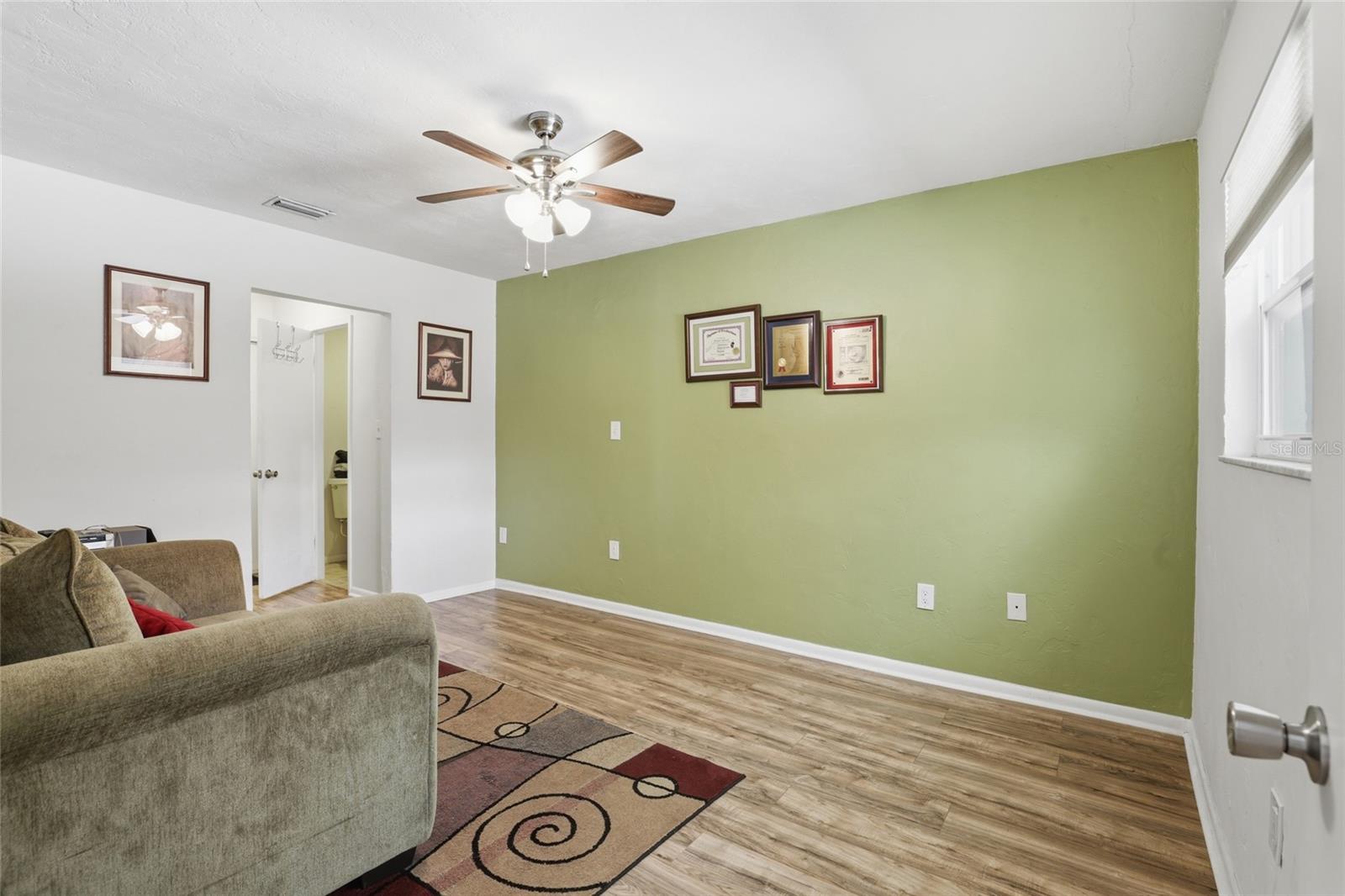 Image 34 of 47 For 3310 28th Avenue