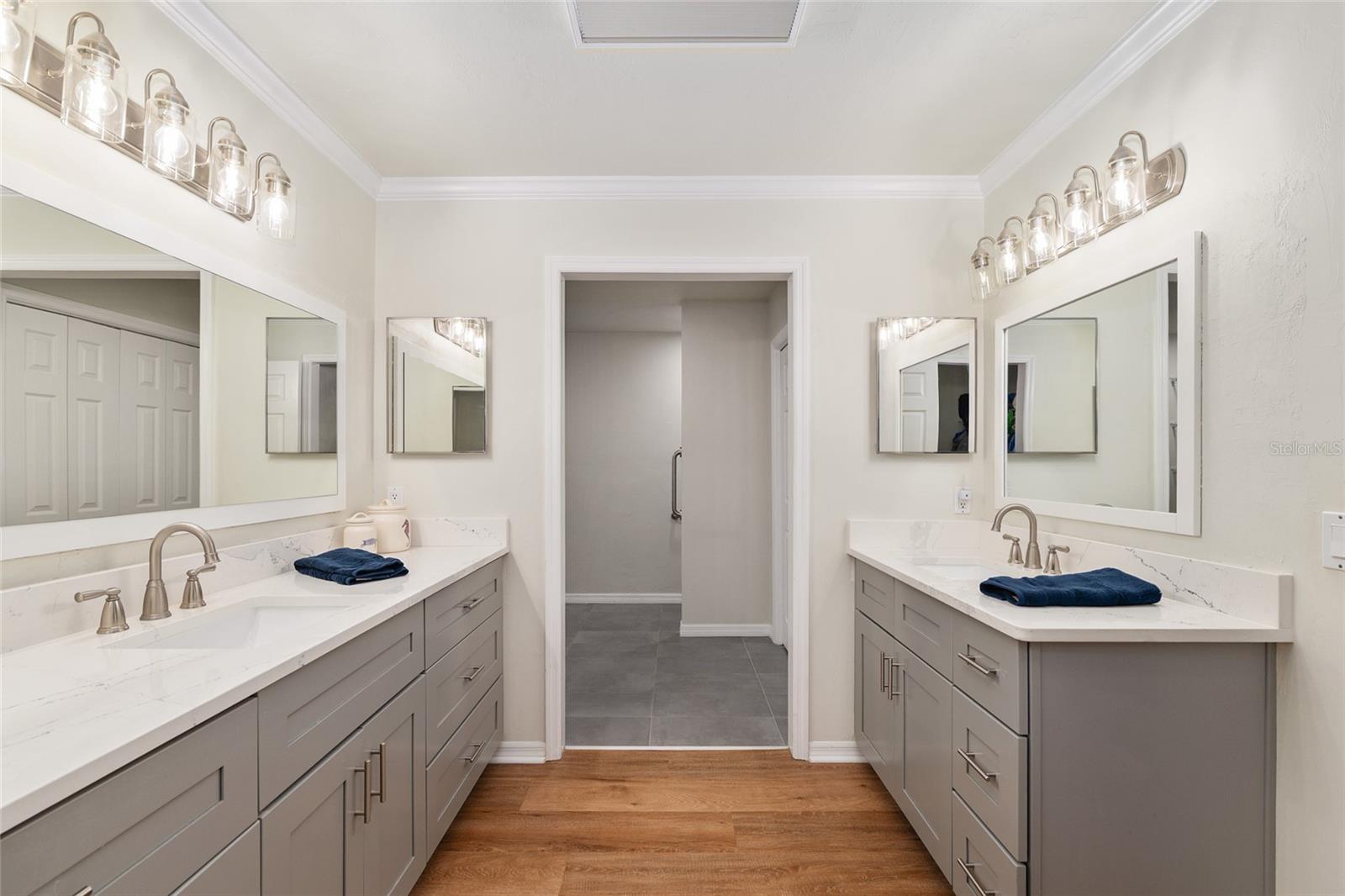 Image 33 of 67 For 9425 21st Avenue