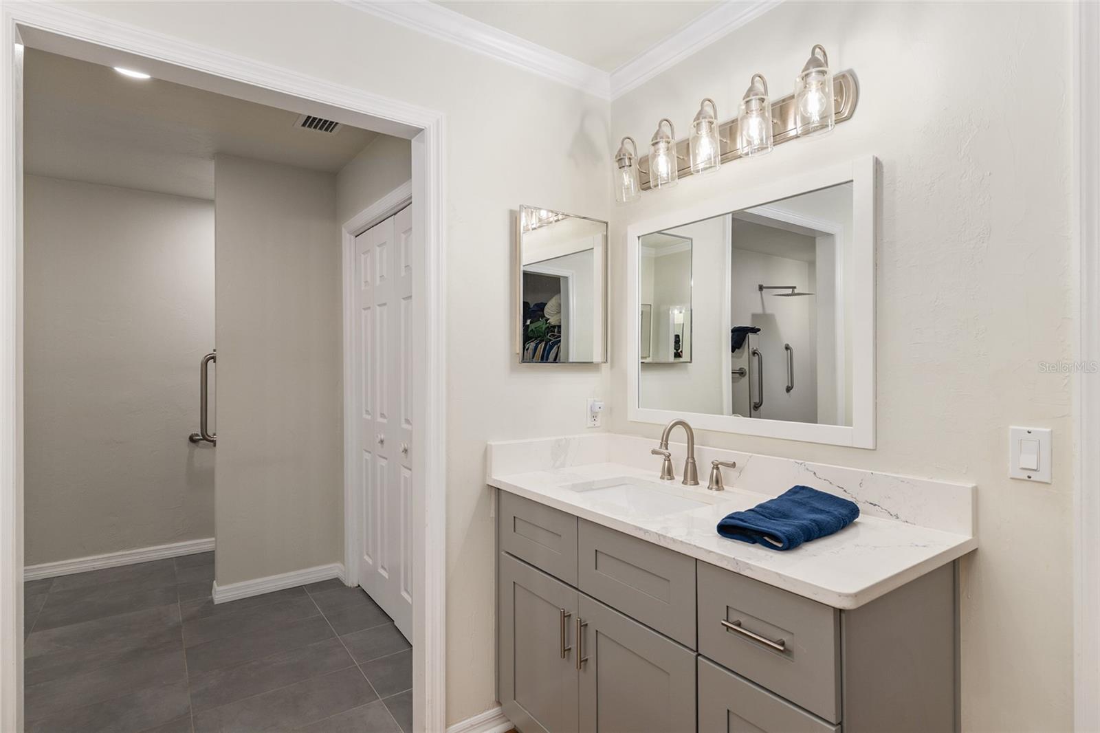 Image 35 of 67 For 9425 21st Avenue