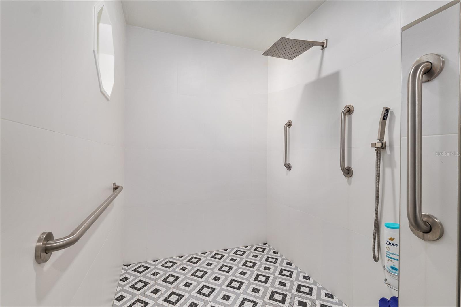 Image 37 of 67 For 9425 21st Avenue