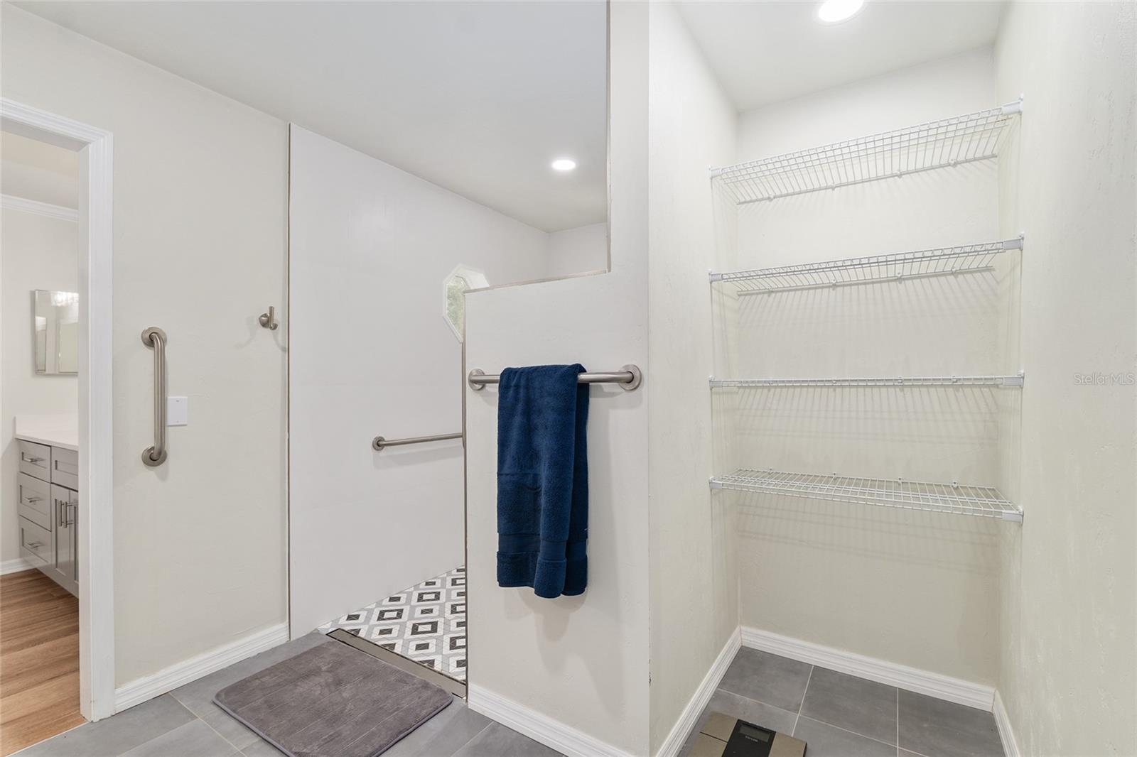 Image 39 of 67 For 9425 21st Avenue