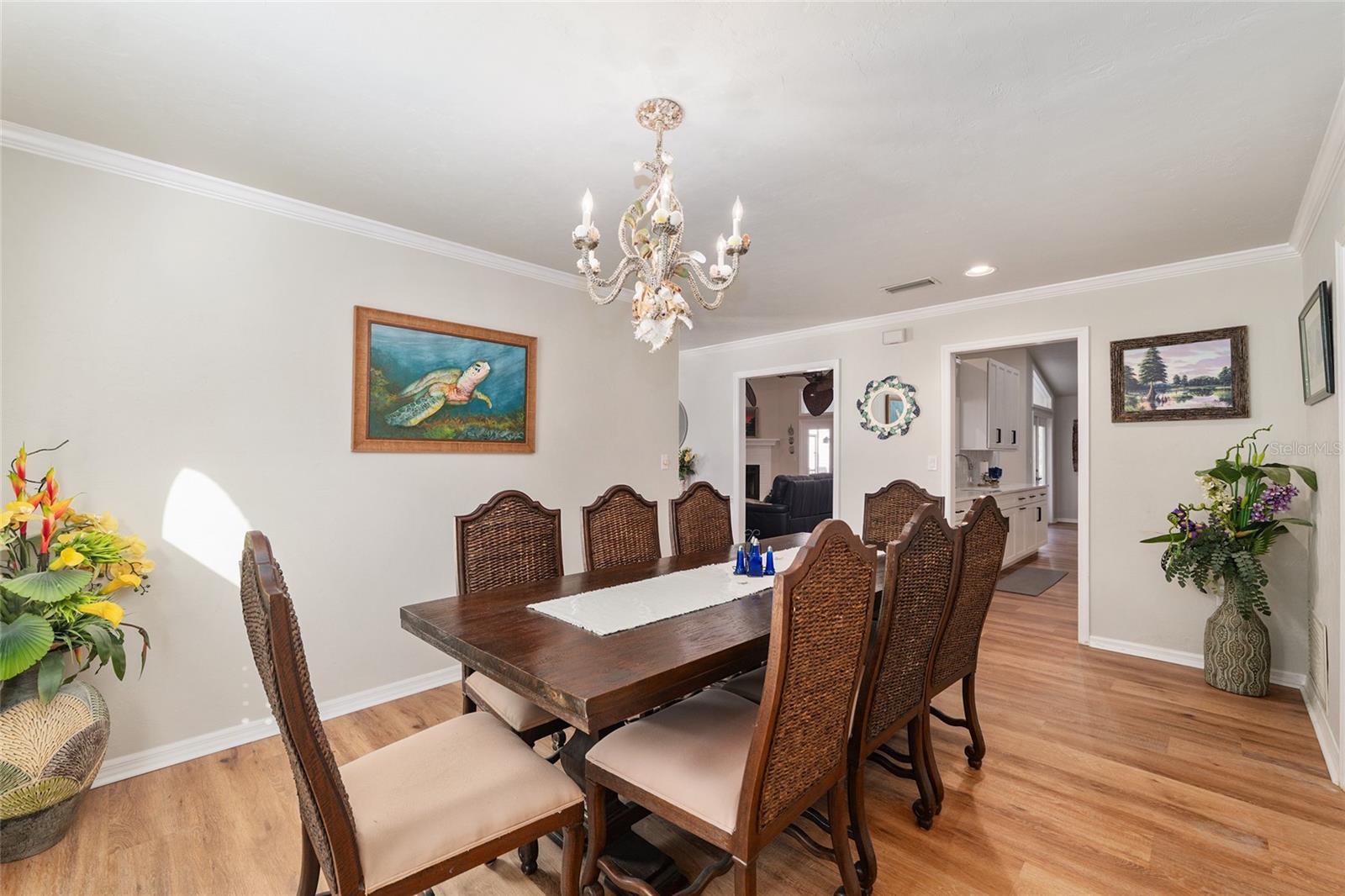 Image 4 of 67 For 9425 21st Avenue