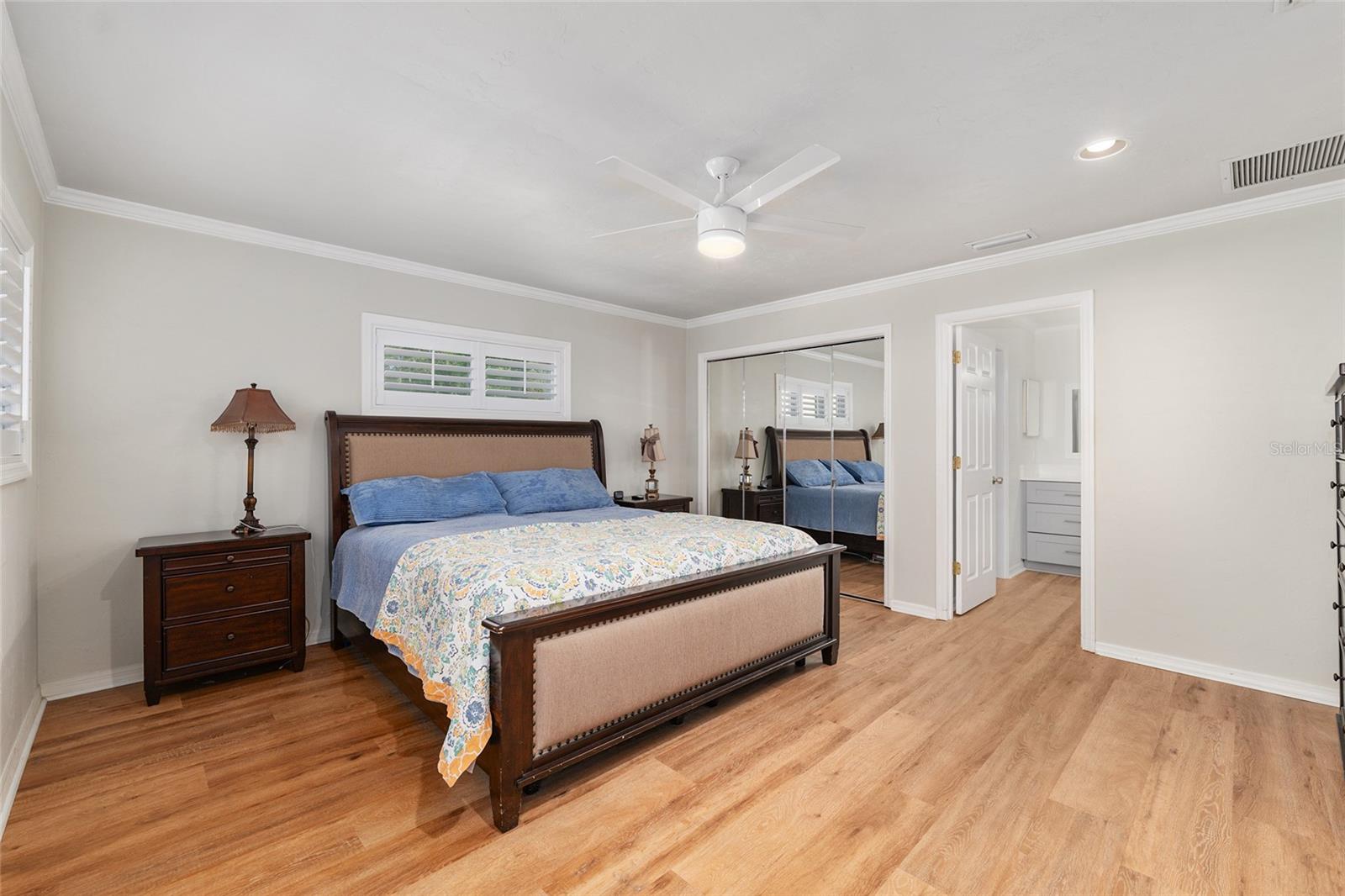 Image 5 of 67 For 9425 21st Avenue