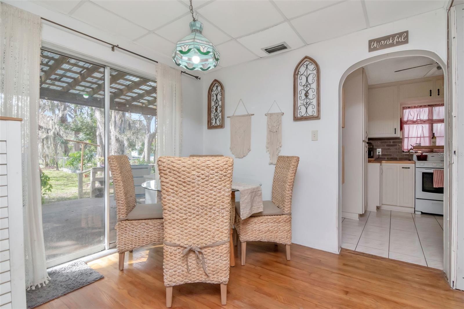 Image 18 of 54 For 5834 Montana Avenue