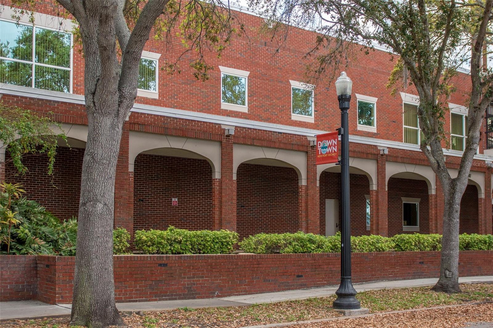 Image 38 of 54 For 5834 Montana Avenue