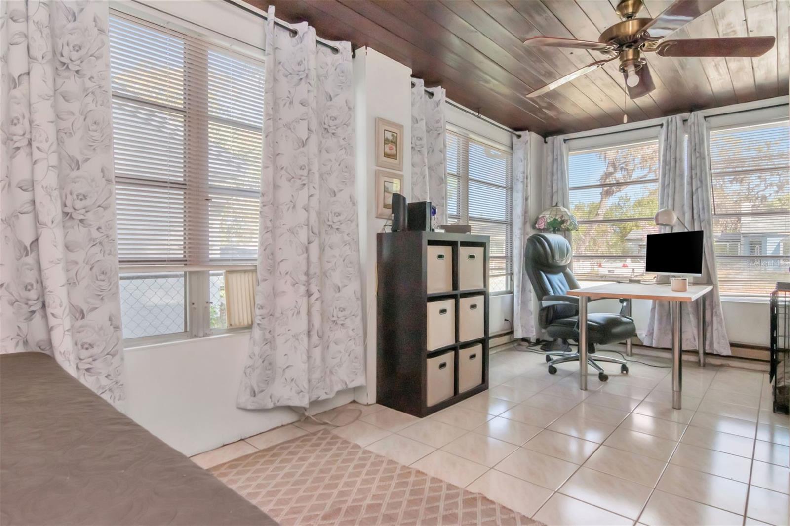 Image 6 of 54 For 5834 Montana Avenue