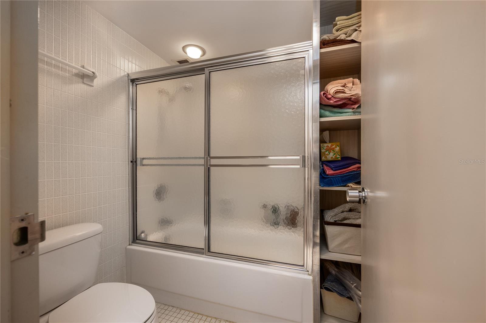 Image 23 of 50 For 1717 23rd Avenue  2 D