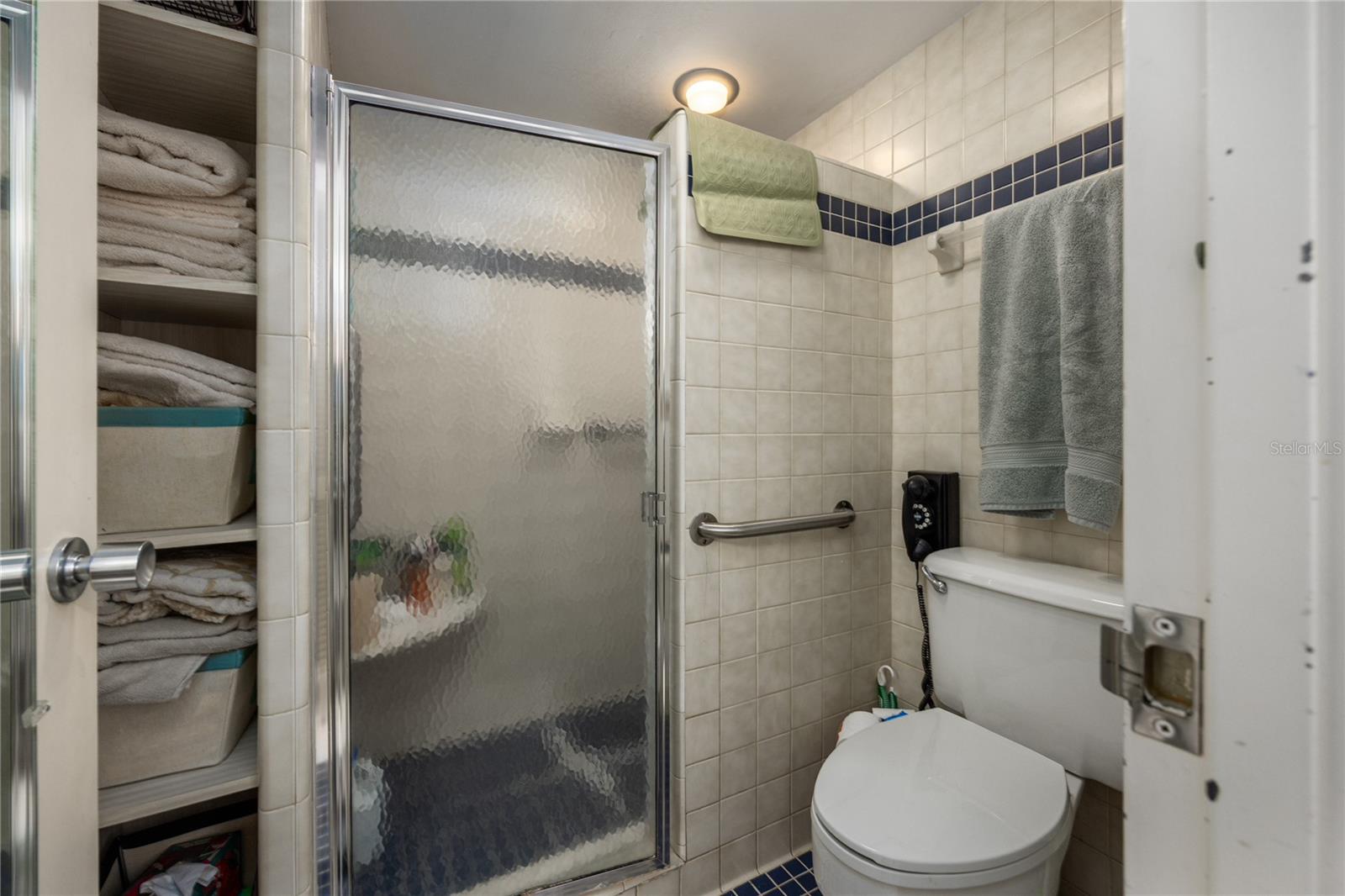 Image 24 of 50 For 1717 23rd Avenue  2 D